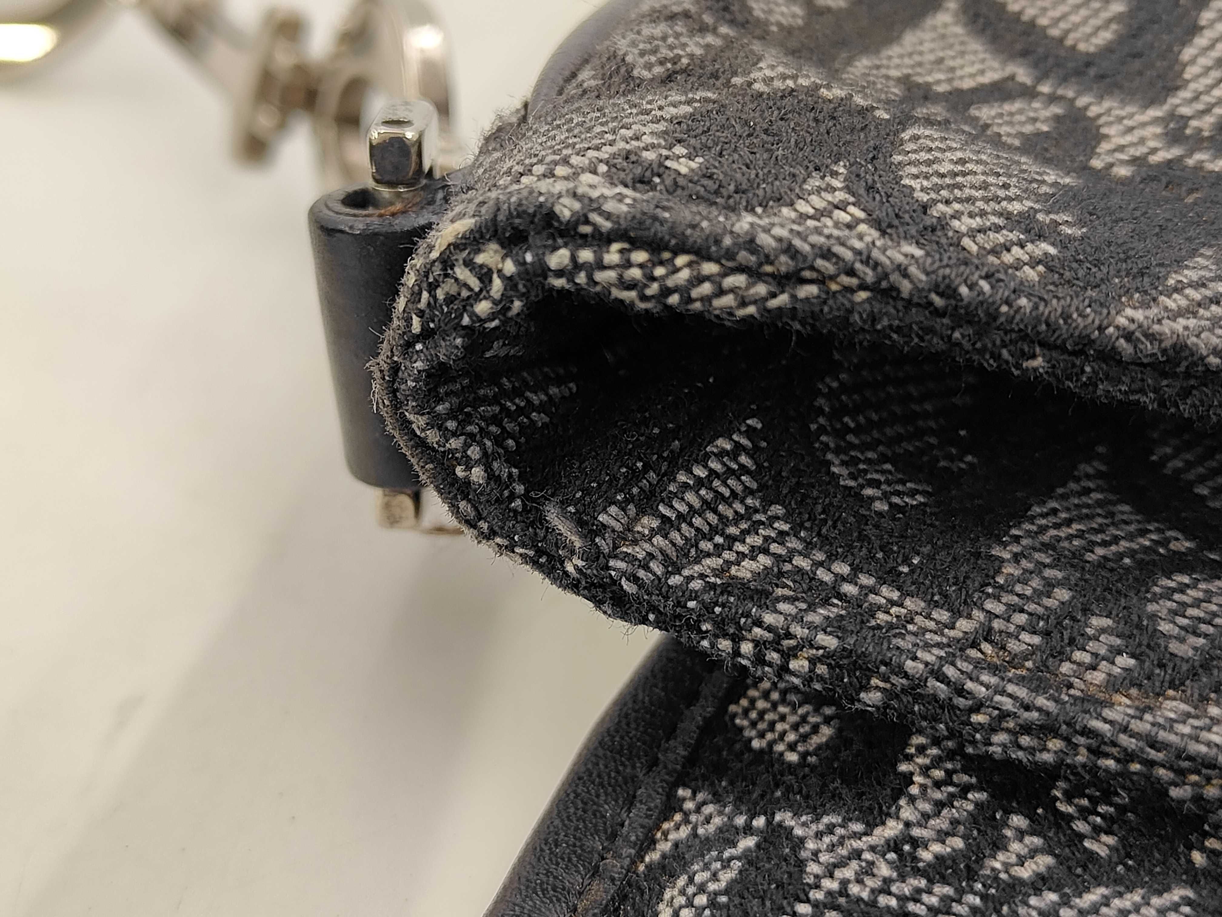 Christian Trotter Canvas Shoulder Bag — view 9
