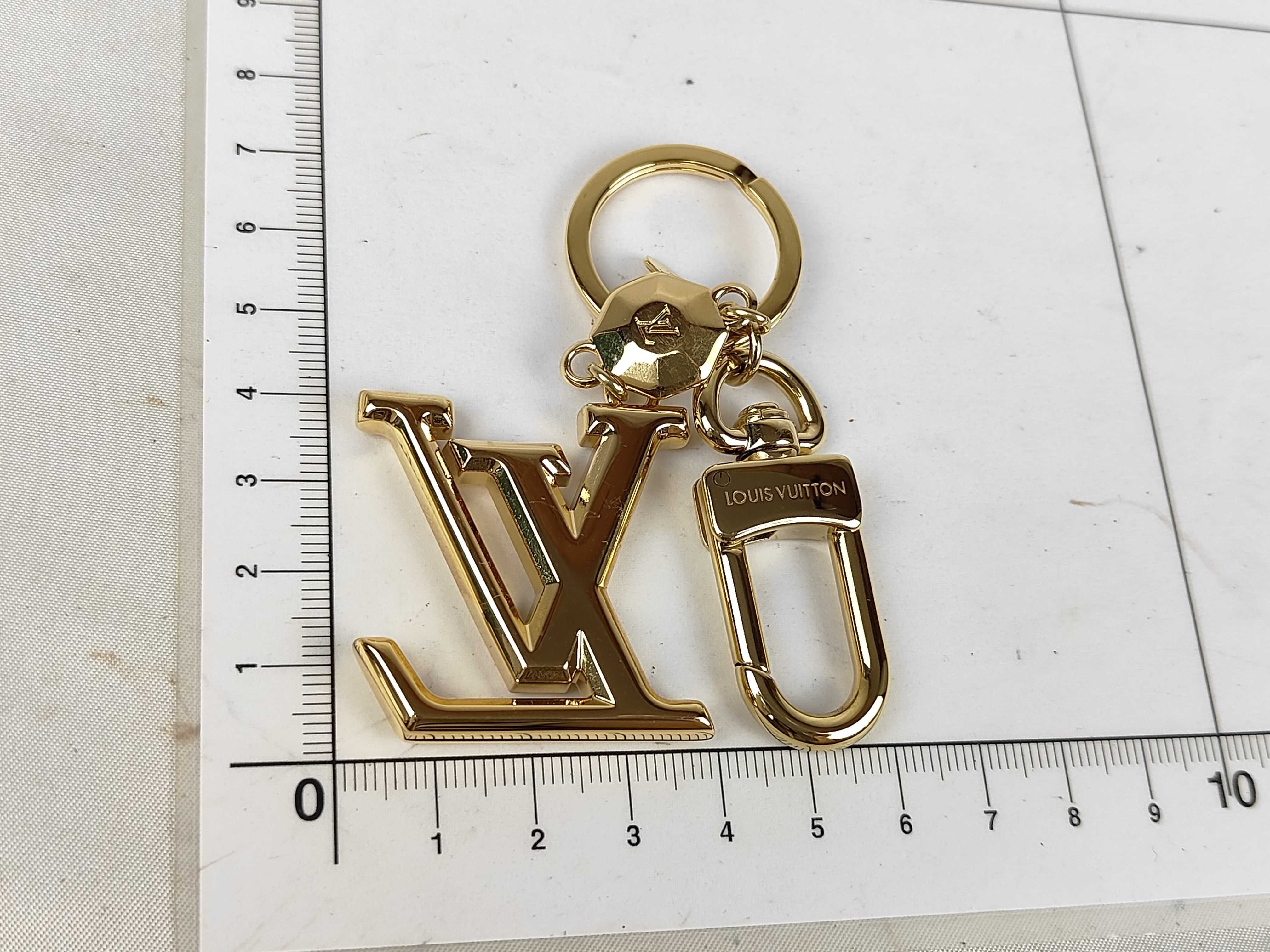 Keychain - LV Faceted Gold Key Case/Keychain — view 2