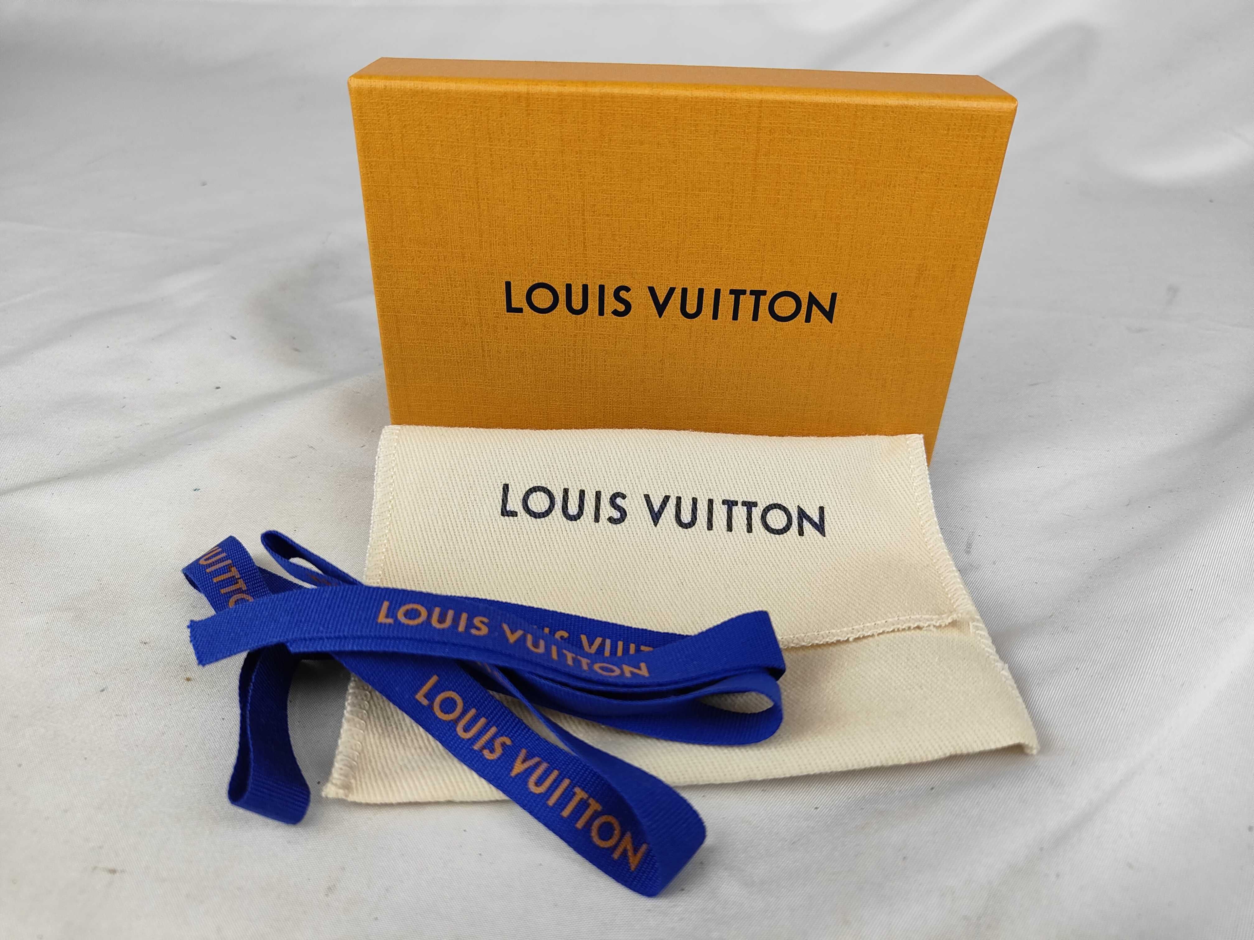 Keychain - LV Faceted Gold Key Case/Keychain — view 11