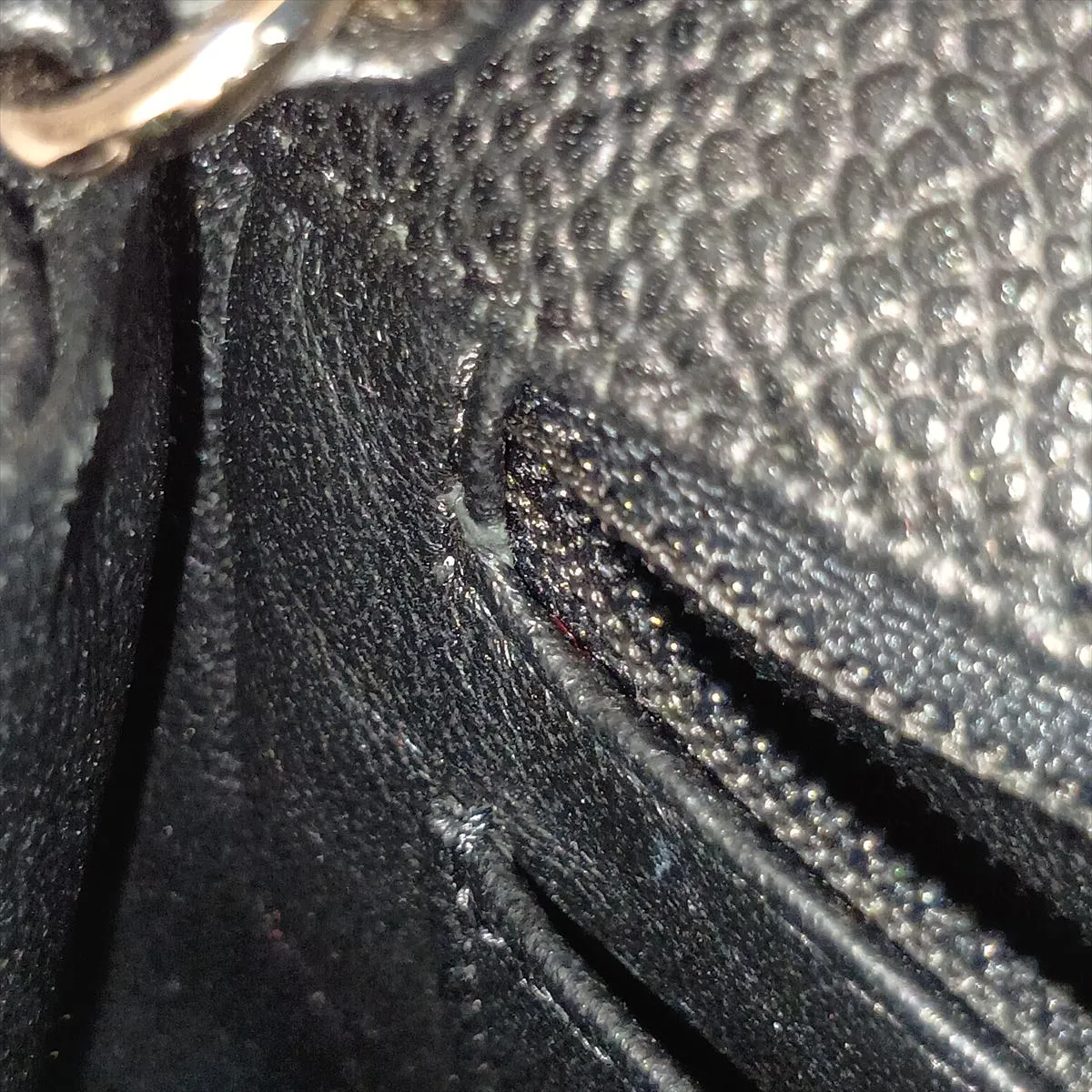 [Individually packaged] Chanel Mini Matelassé 20 Caviar Skin Single Flap Single Chain Bag Black Gold Hardware A69900 — view 11