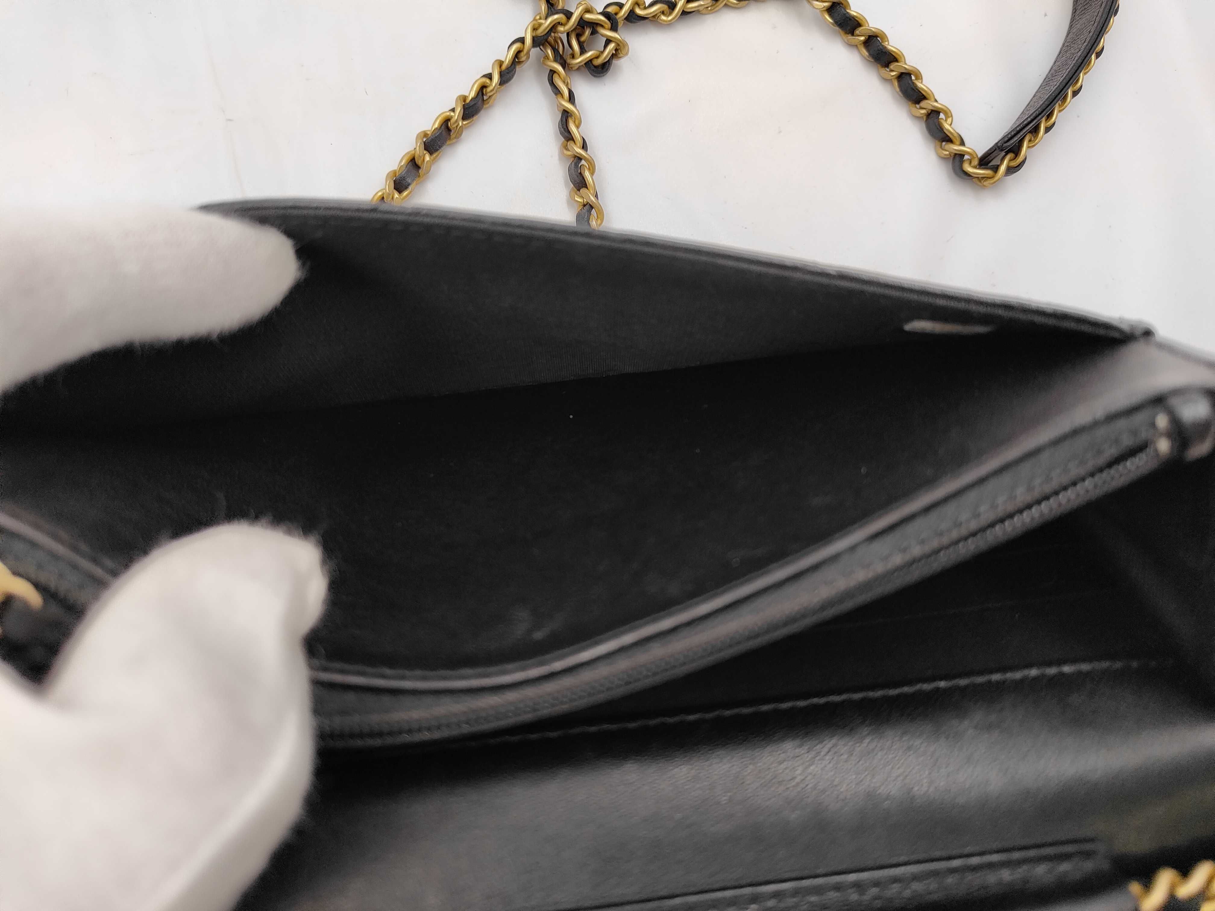 Matelassé Chain Shoulder Wallet, Lambskin, 28445874 (Wallet) — view 13