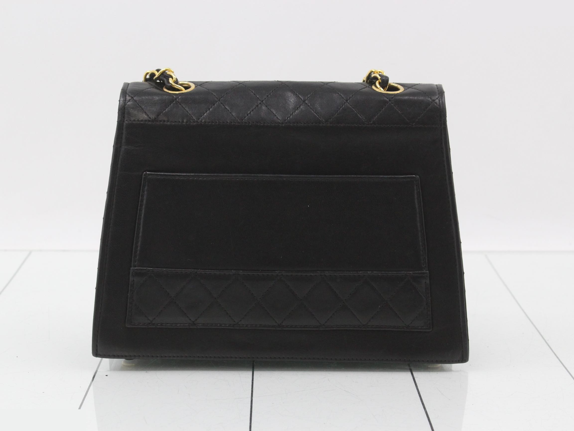 Matelassé (bag) - Shoulder bag — view 2