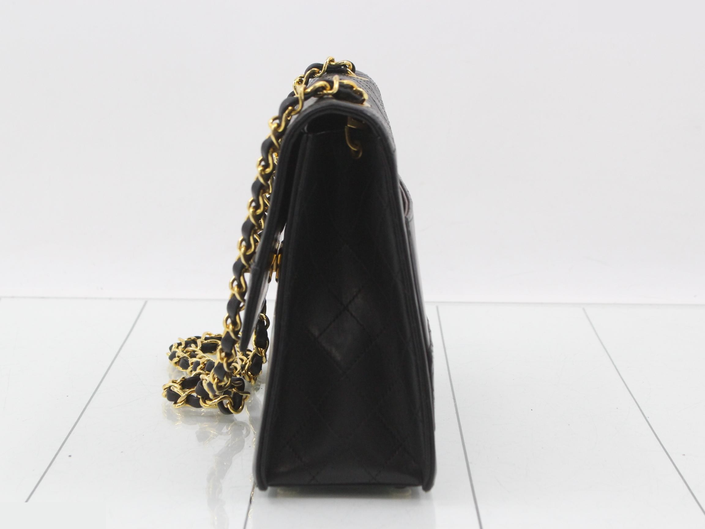 Matelassé (bag) - Shoulder bag — view 3
