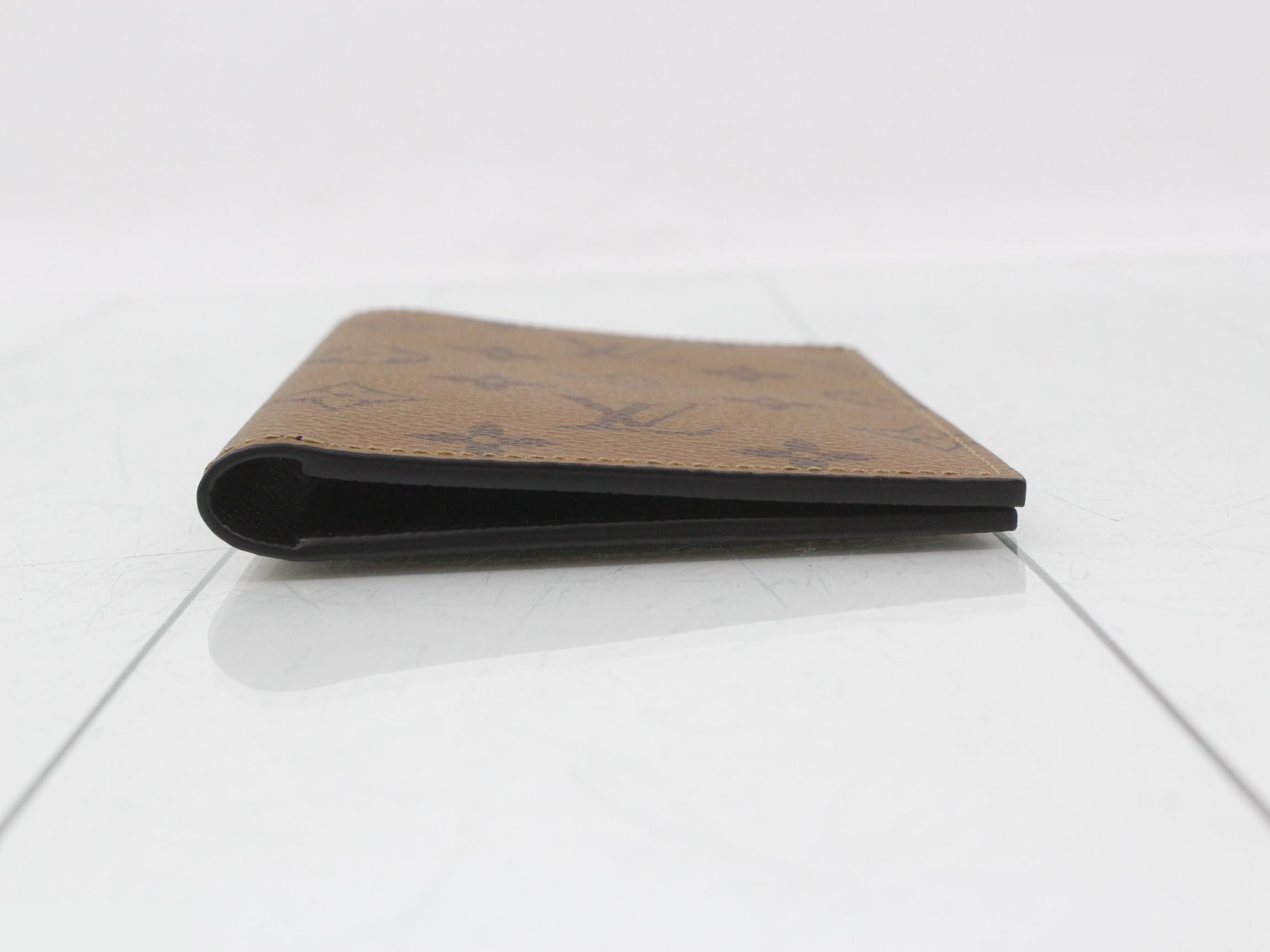 Passport cover, Couverture Passeport, List price ¥56,100 — view 3