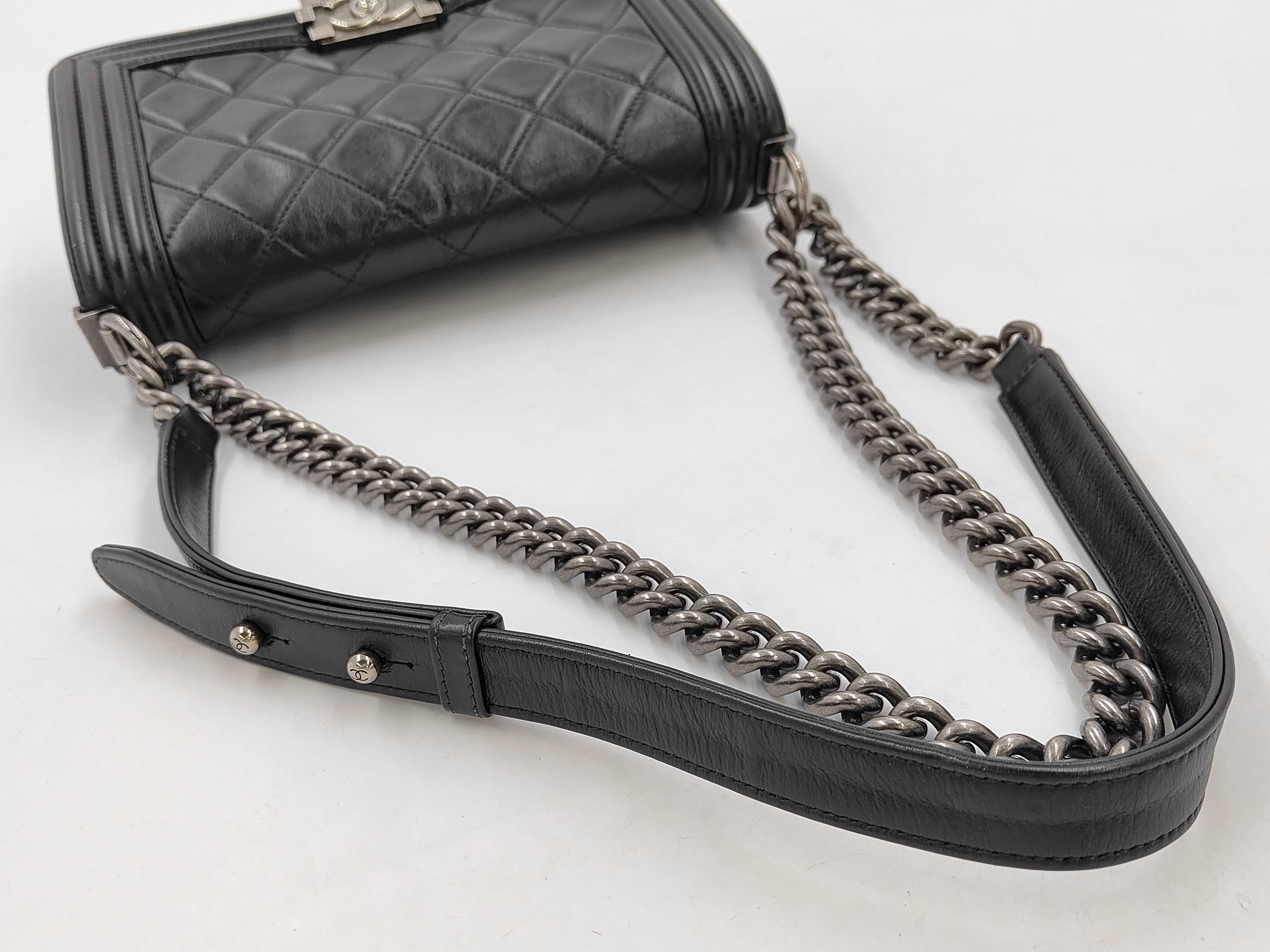 Boy Chanel 25 Gunmetal Hardware Chain Shoulder Bag Black (Serial Number 19) — view 3