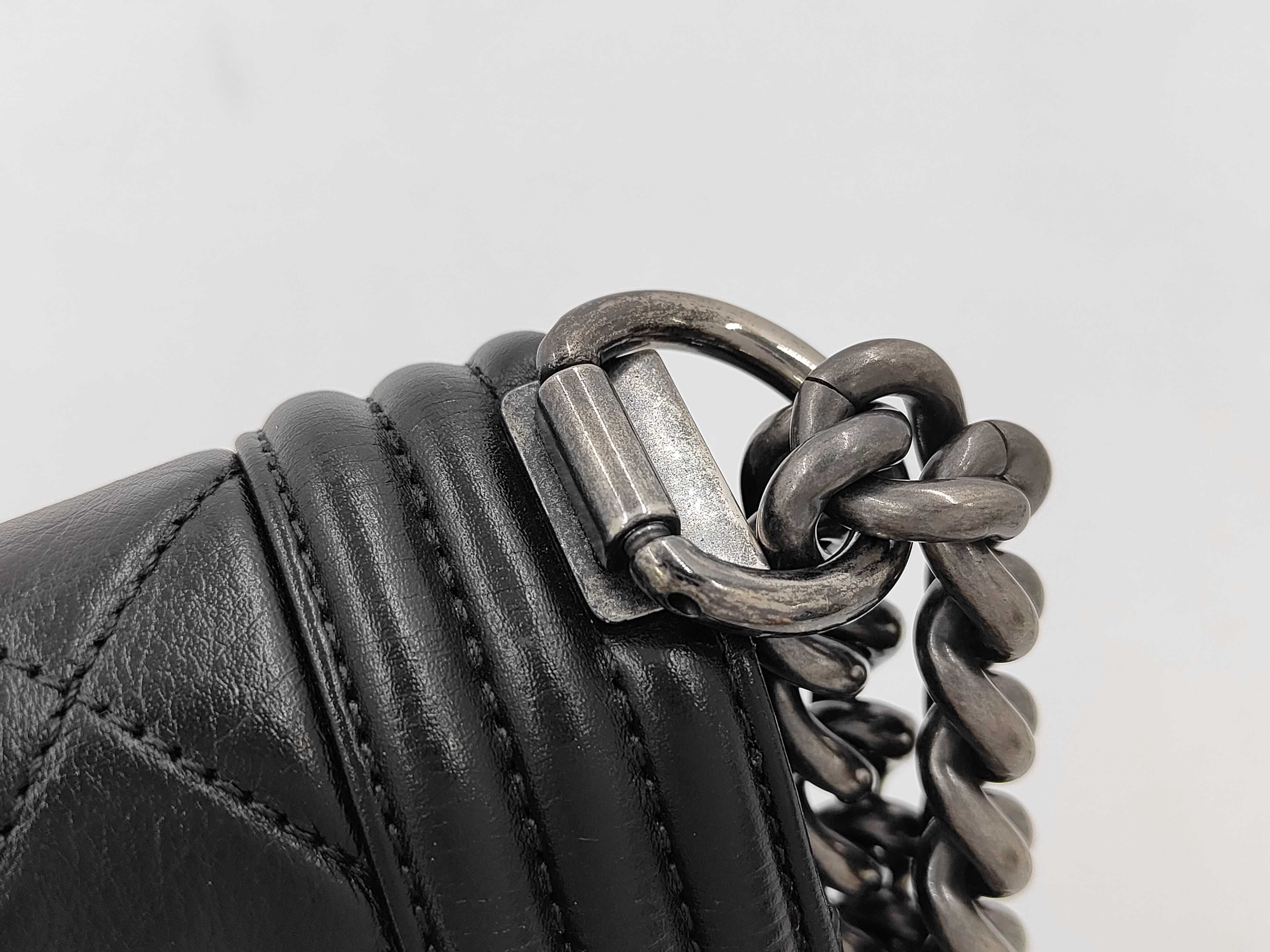 Boy Chanel 25 Gunmetal Hardware Chain Shoulder Bag Black (Serial Number 19) — view 5