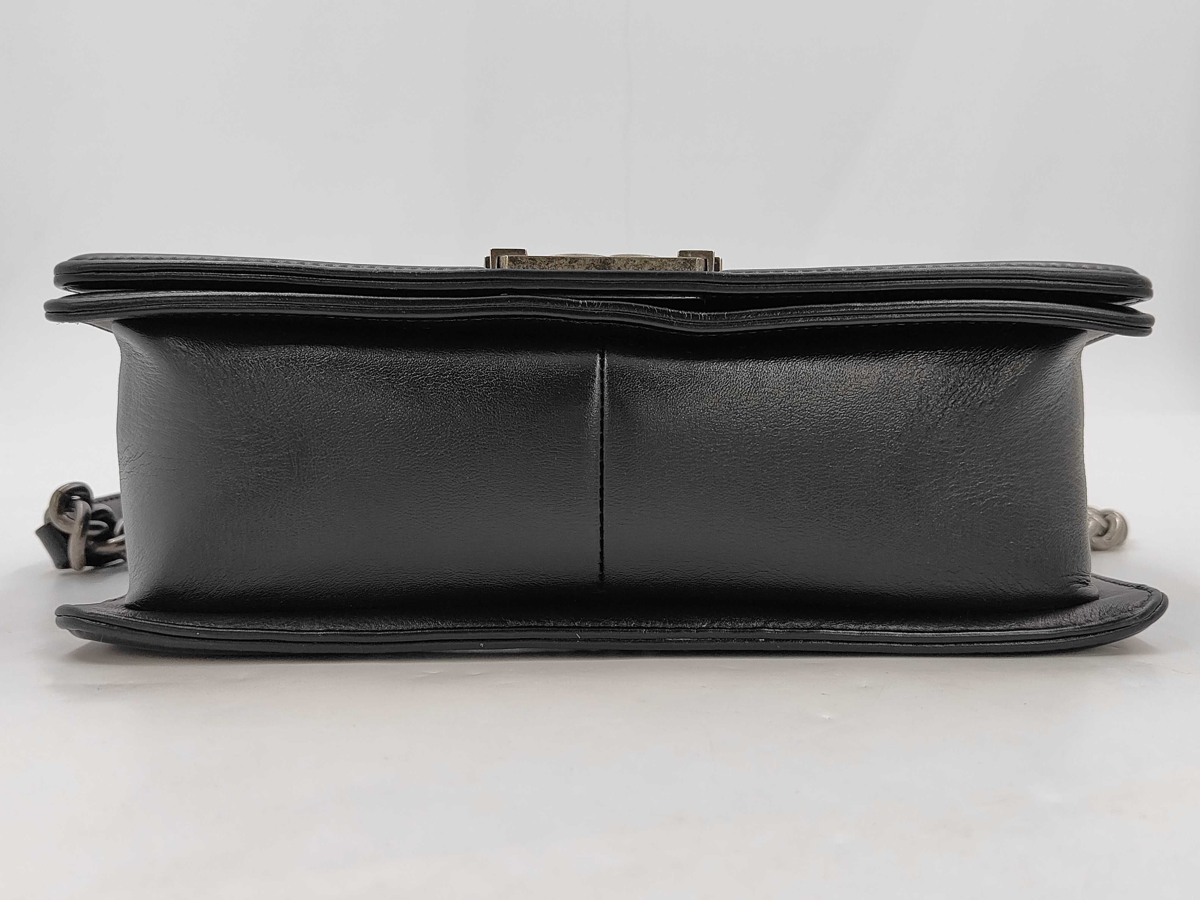 Boy Chanel 25 Gunmetal Hardware Chain Shoulder Bag Black (Serial Number 19) — view 7