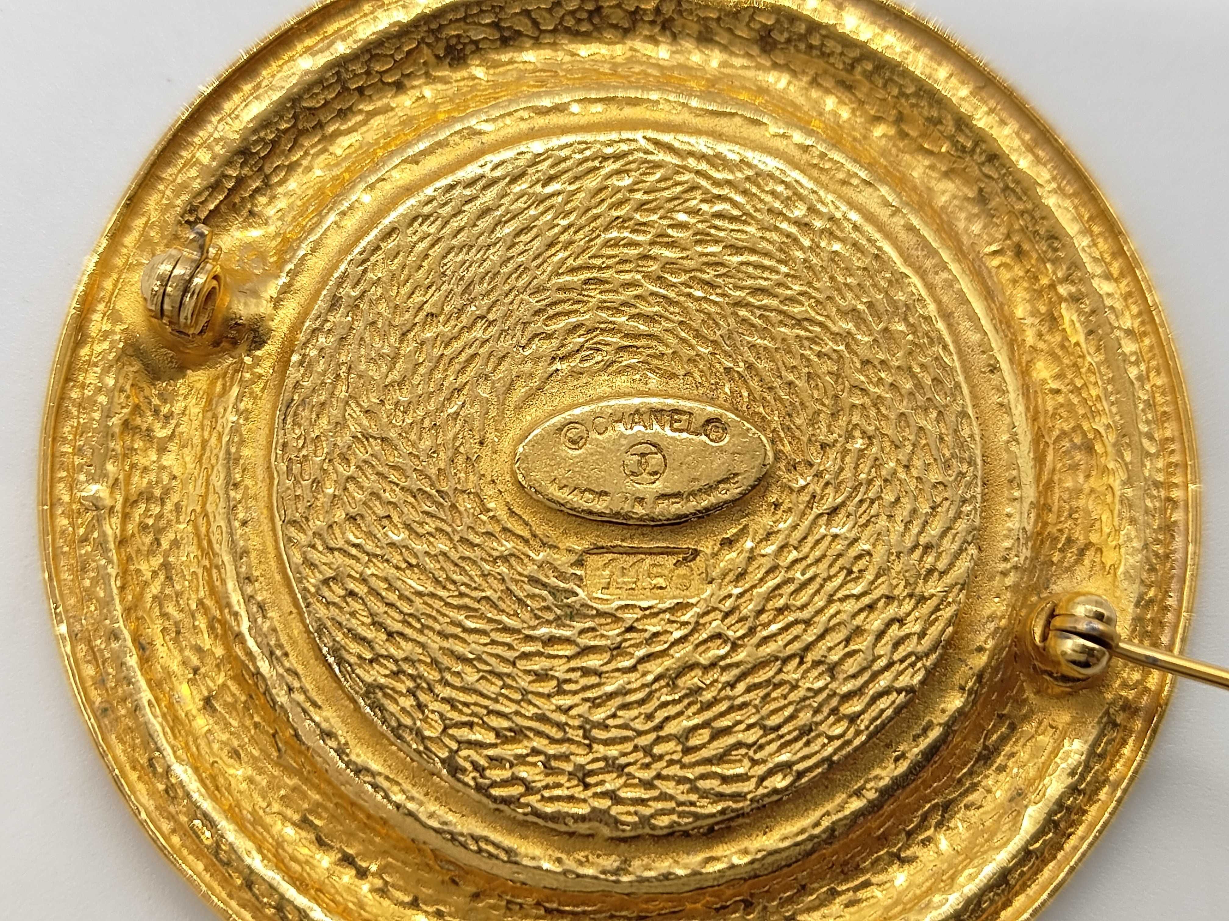 brooch 1150 brooch — view 4