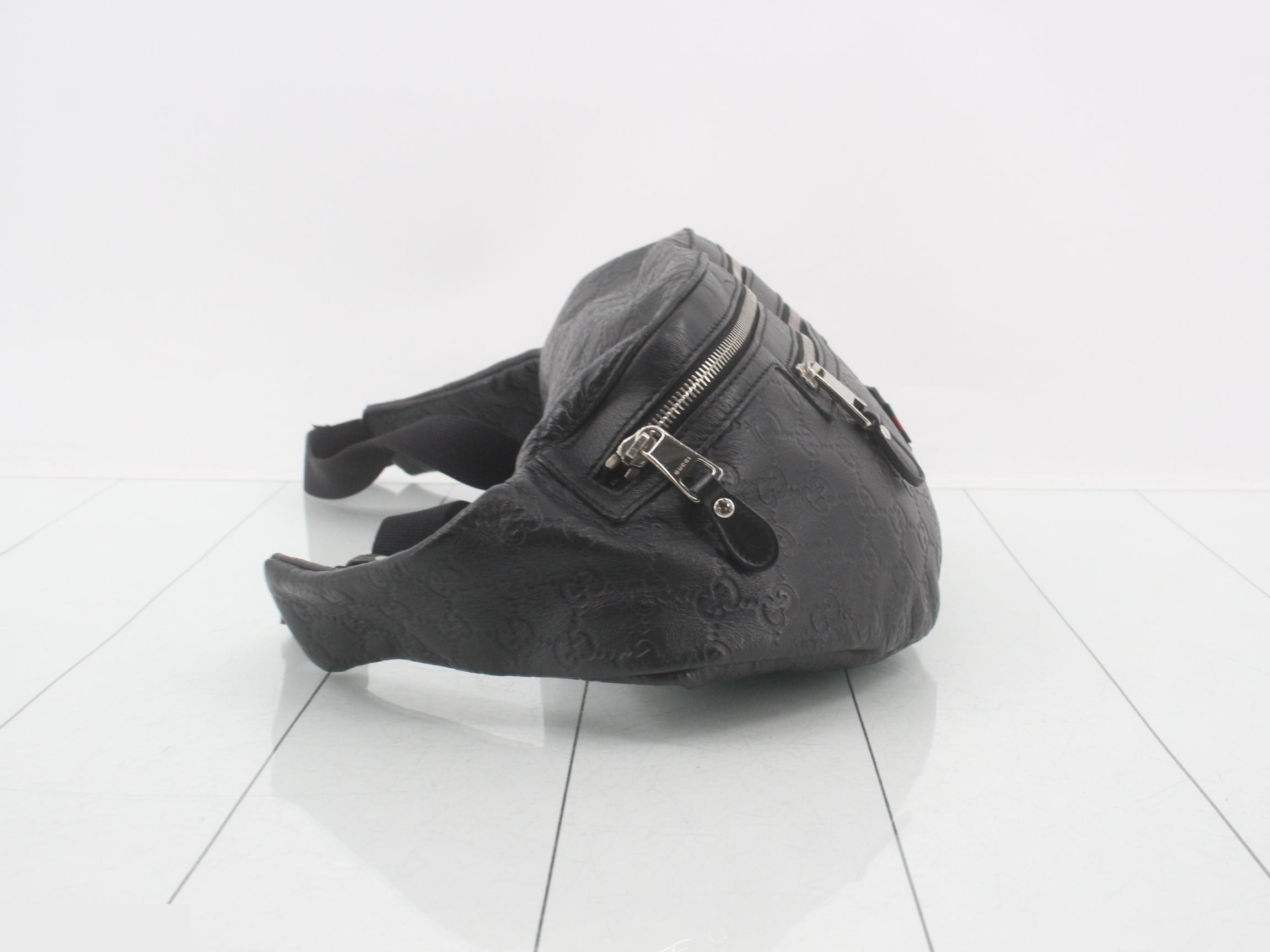 Body bag — view 4