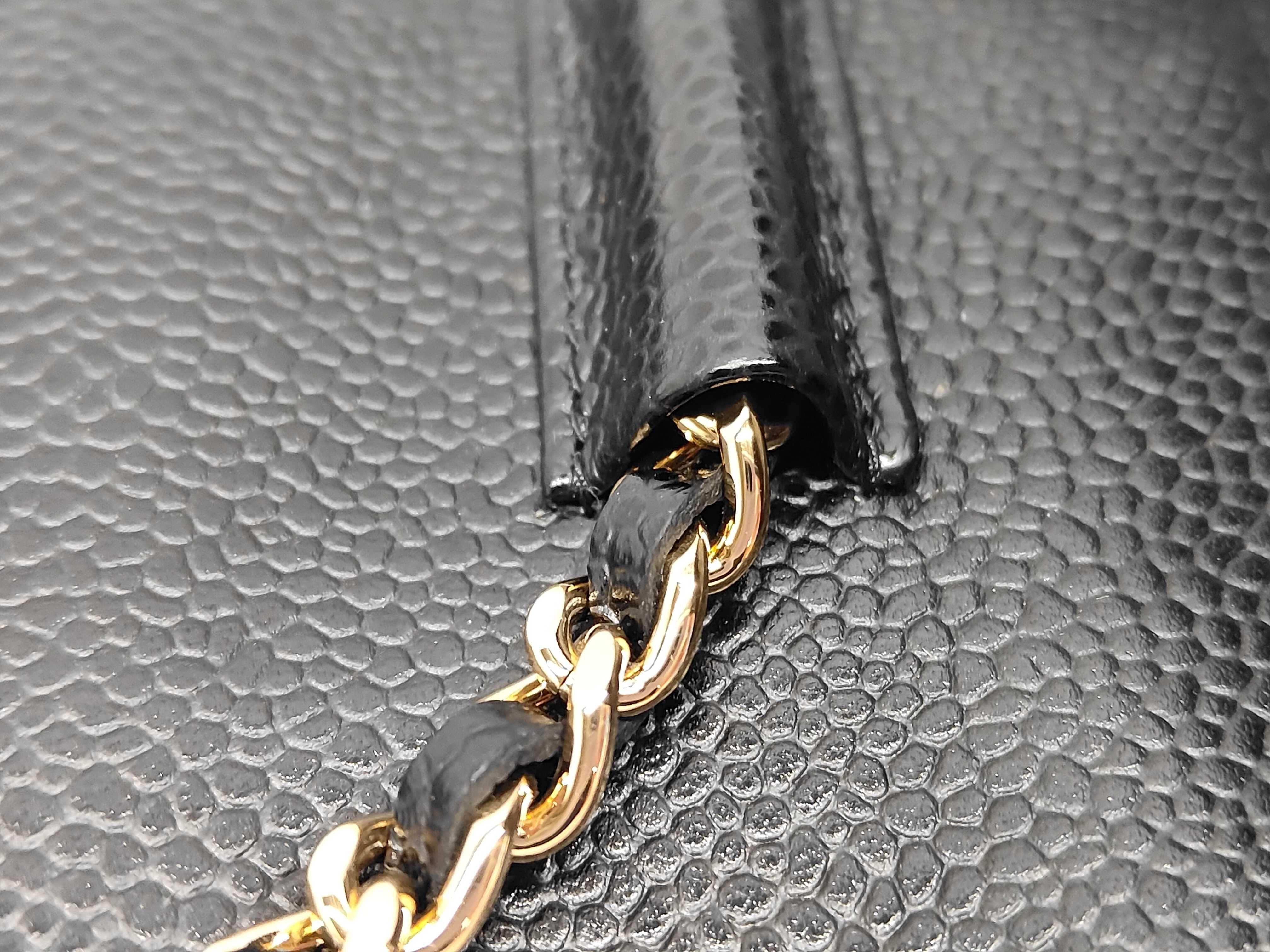 Matelassé Chain Wallet, Black Caviar Leather, Gold Hardware, Shoulder Bag — view 4