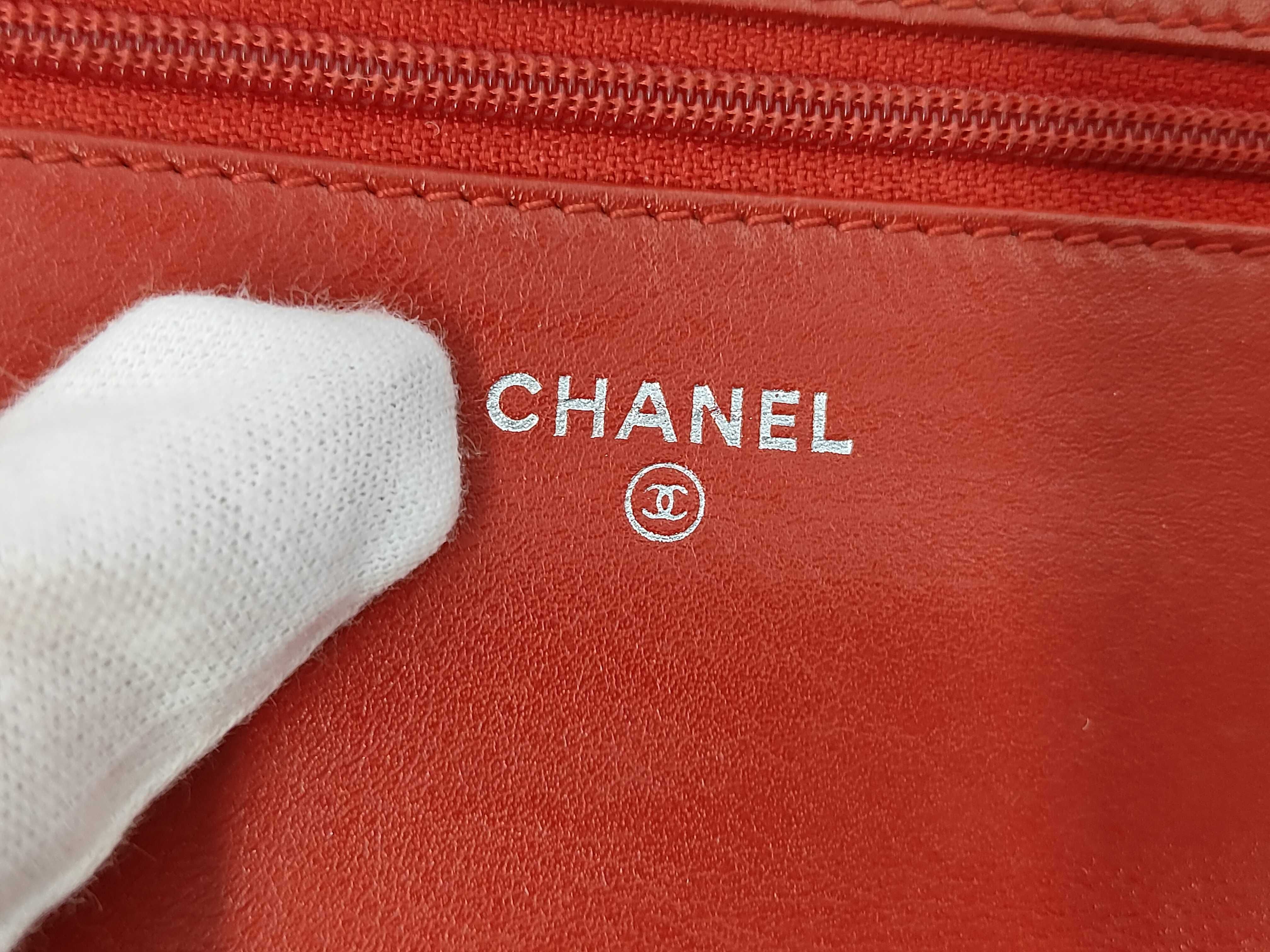 Coco Mark Camellia Chain Wallet Shoulder Bag — view 10