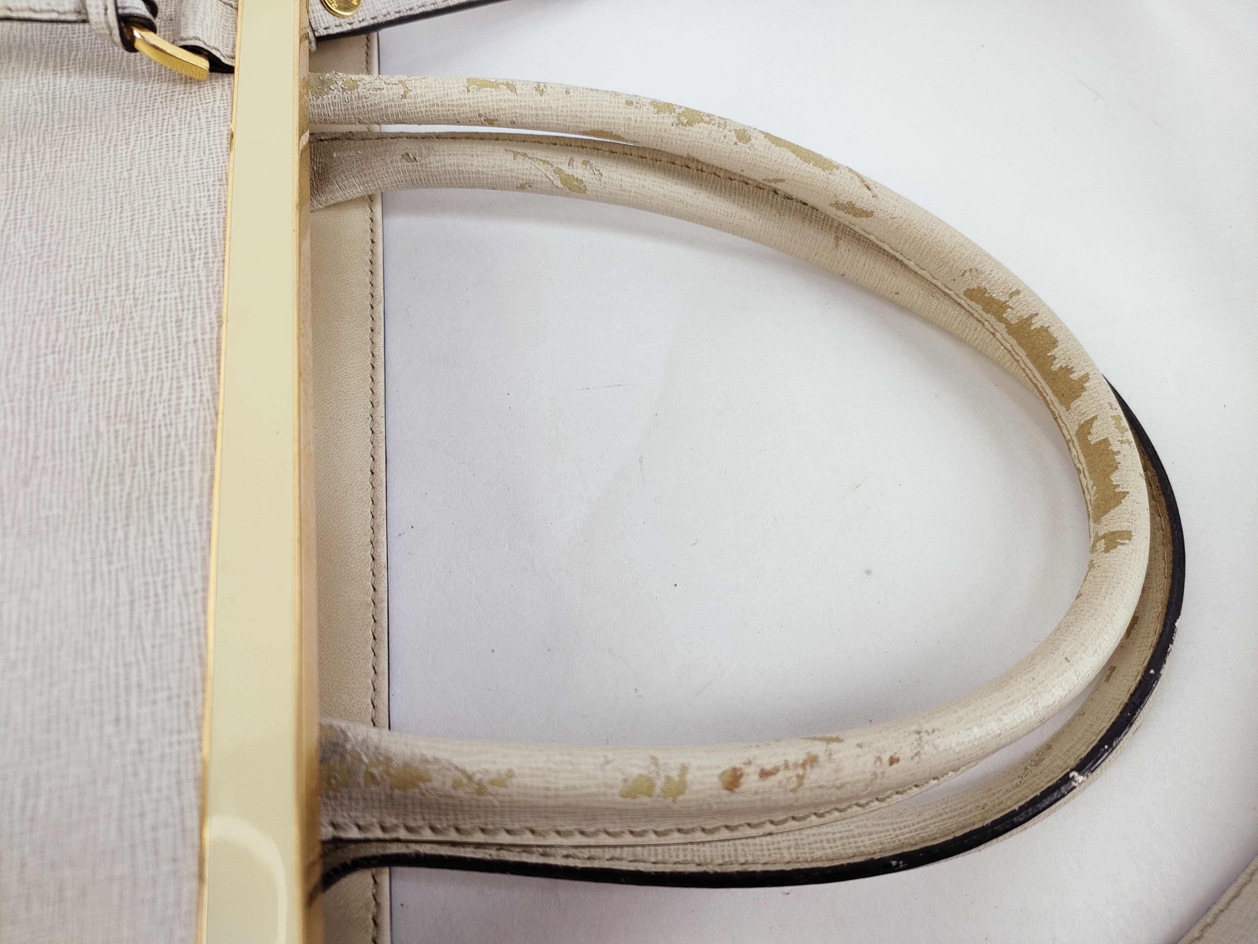 handbag — view 4