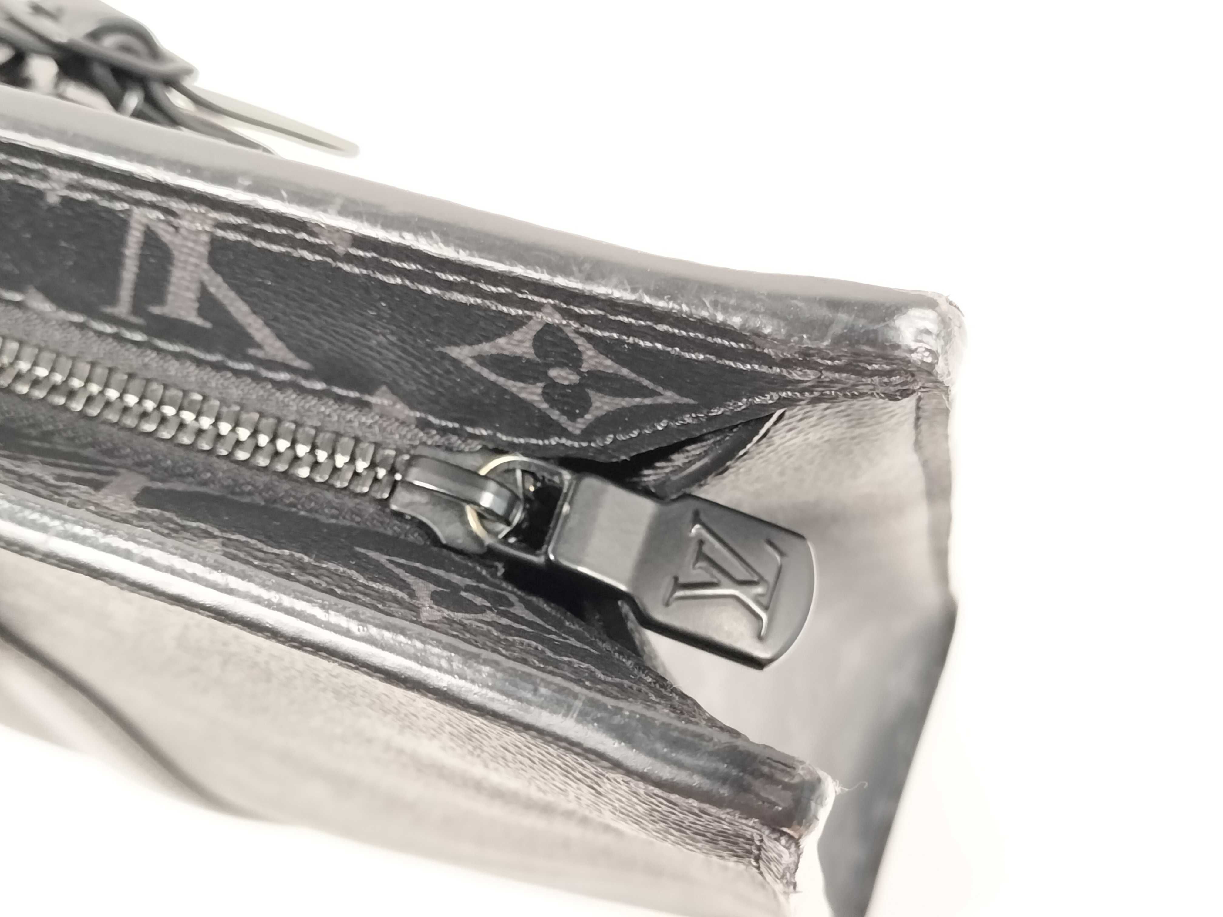 M45265 Monogram Eclipse Sac Plat Horizontal Zip Business Bag — view 9