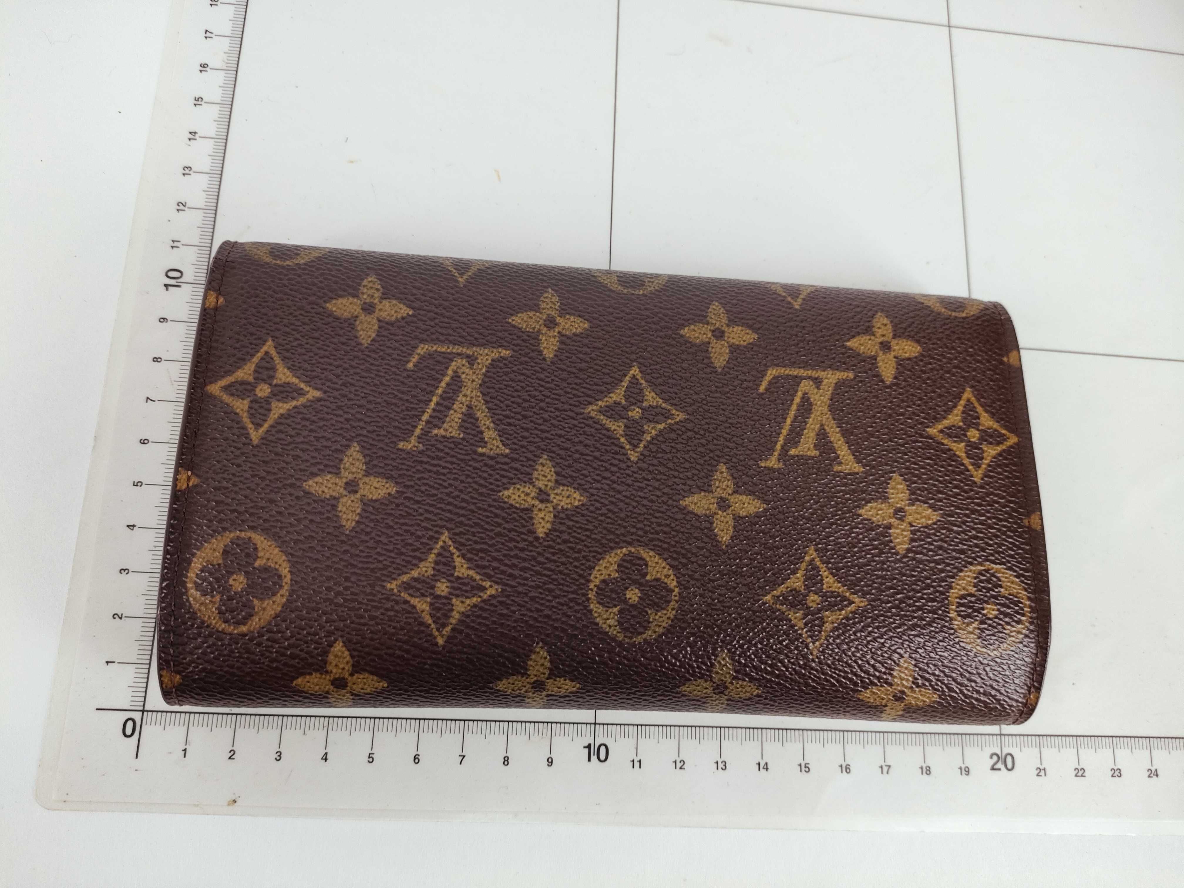 Monogram Louis Vuitton International Bag, Box, Wallet — view 2