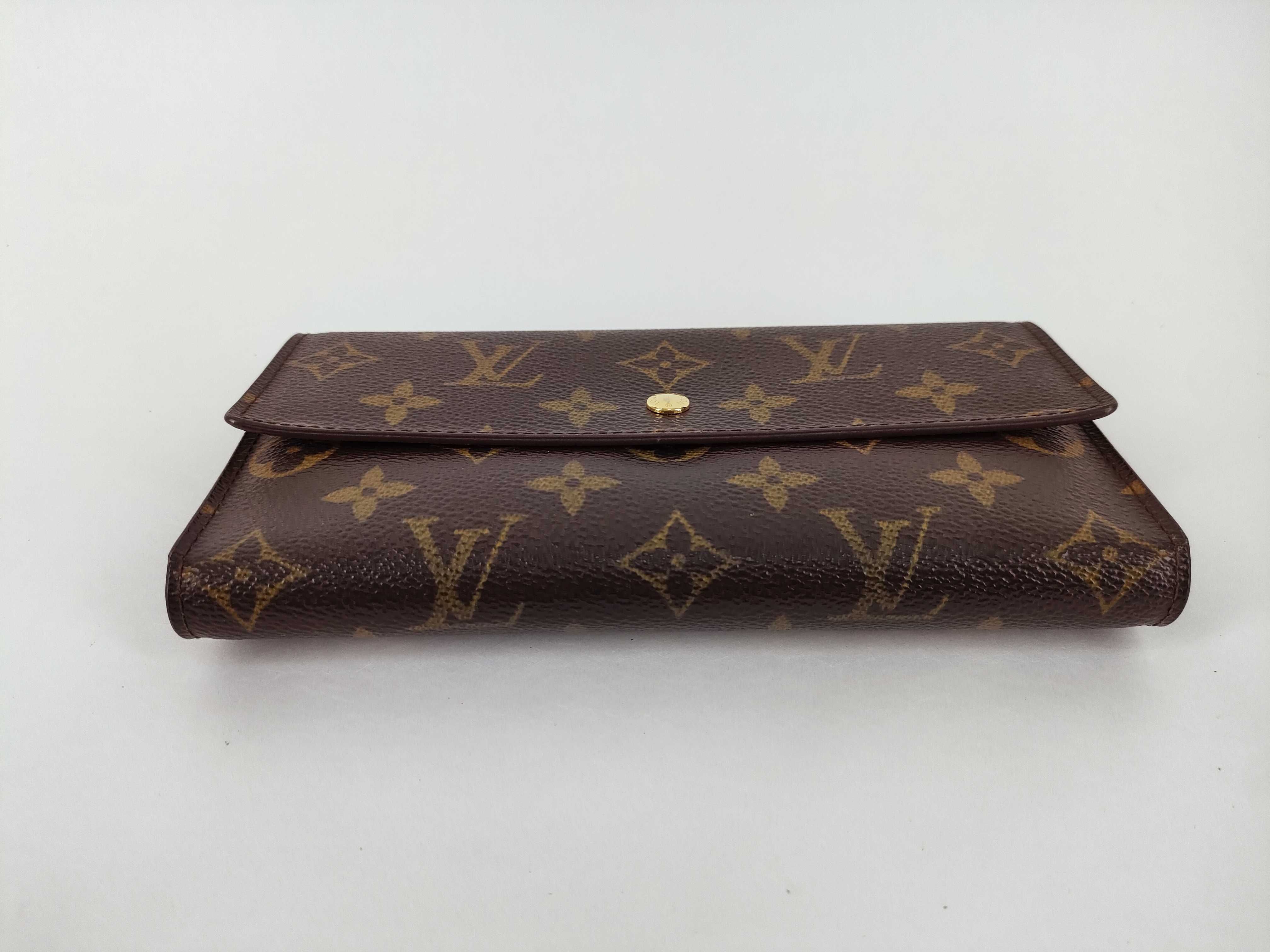 Monogram Louis Vuitton International Bag, Box, Wallet — view 5