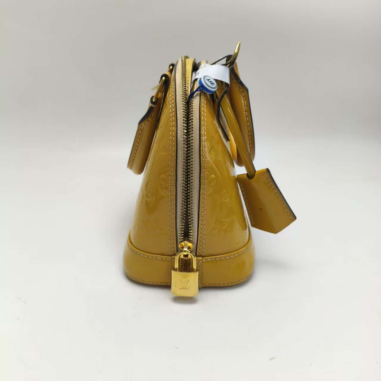 【*Shipped from: China*】LOUIS VUITTON Alma Patent Leather Shoulder Bag — view 4