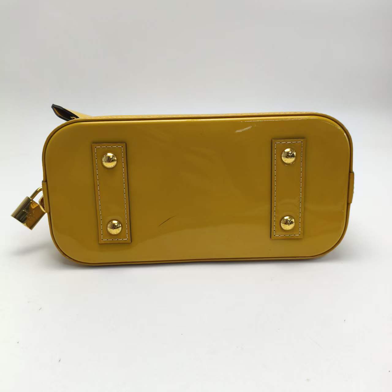 【*Shipped from: China*】LOUIS VUITTON Alma Patent Leather Shoulder Bag — view 5