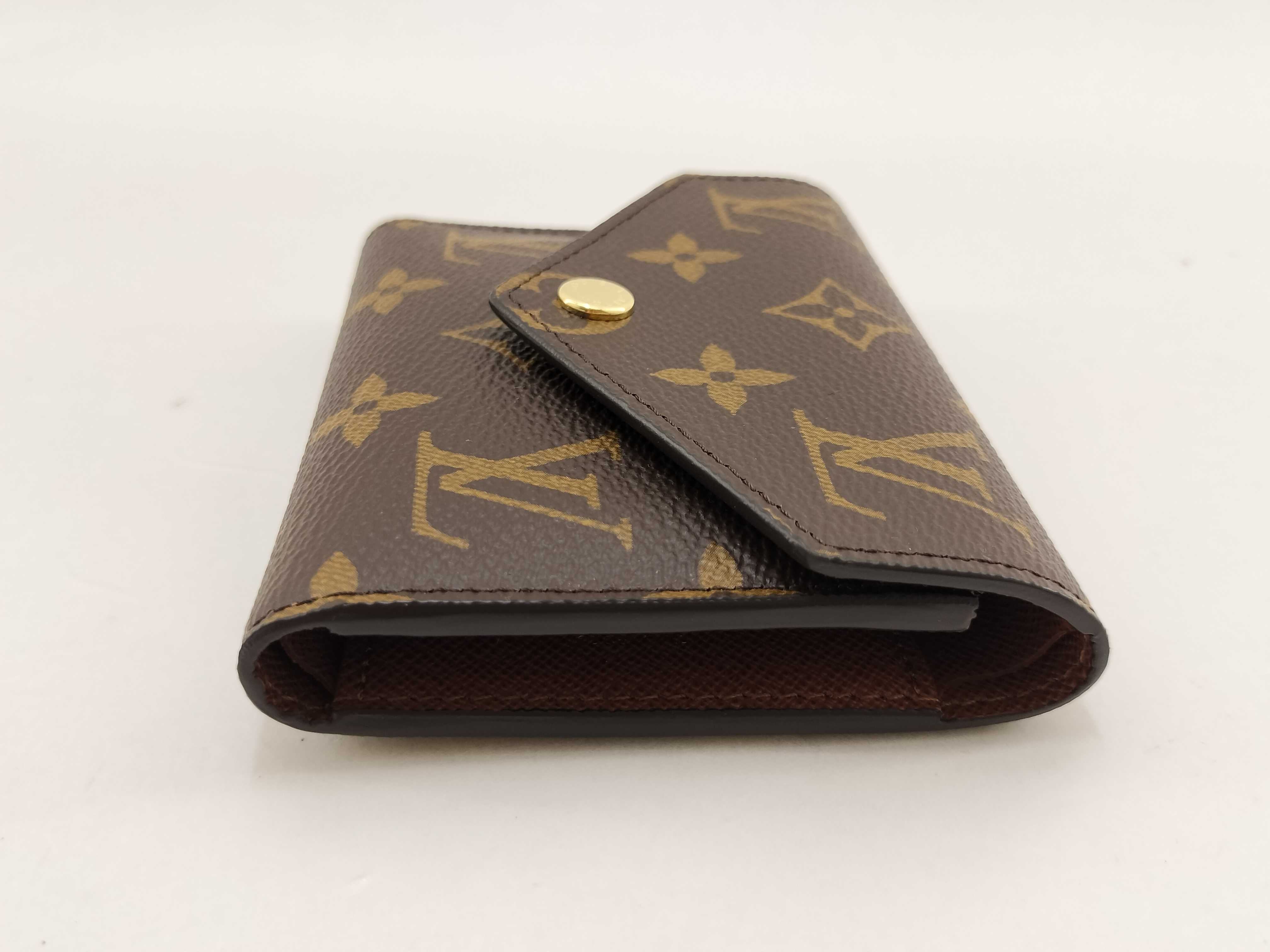 Monogram LV Monogram Portefeuille Victorine M62472 RFID Wallet — view 3