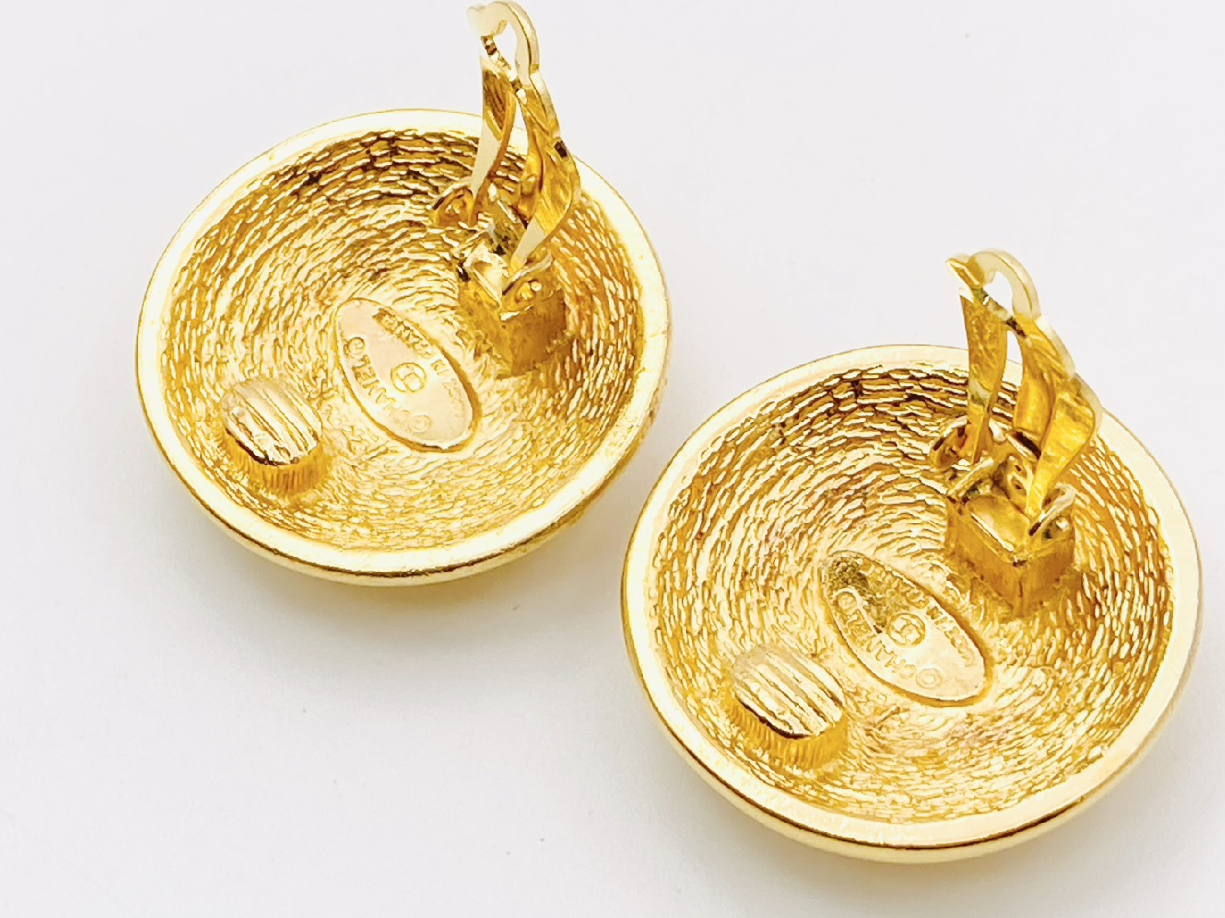 Cocomark Matelasse round earrings with rice 2388 earrings — view 3