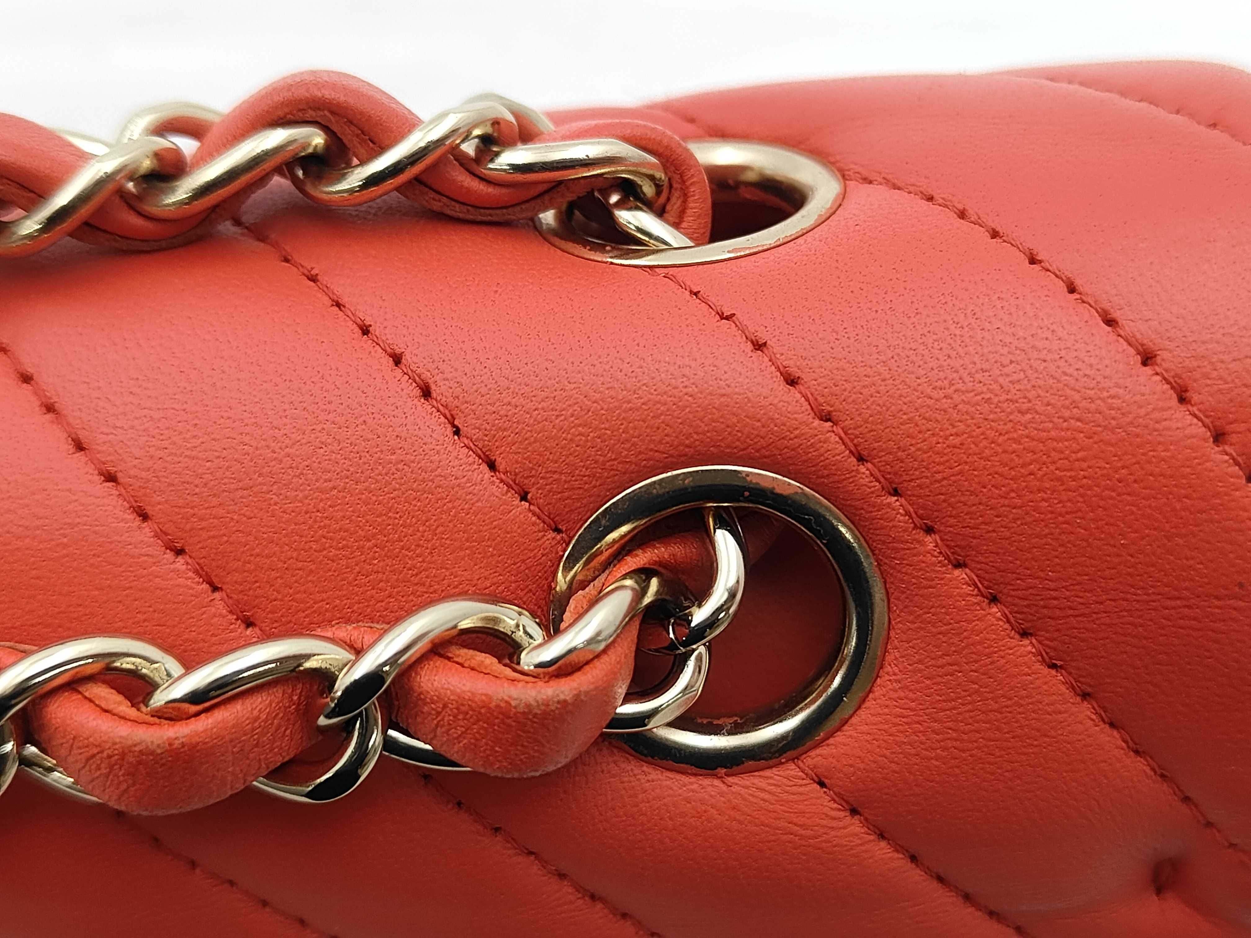 Matelassé 25 Double Flap Chain Shoulder Bag, V-Stitch, Lambskin, Red Shoulder Bag — view 5