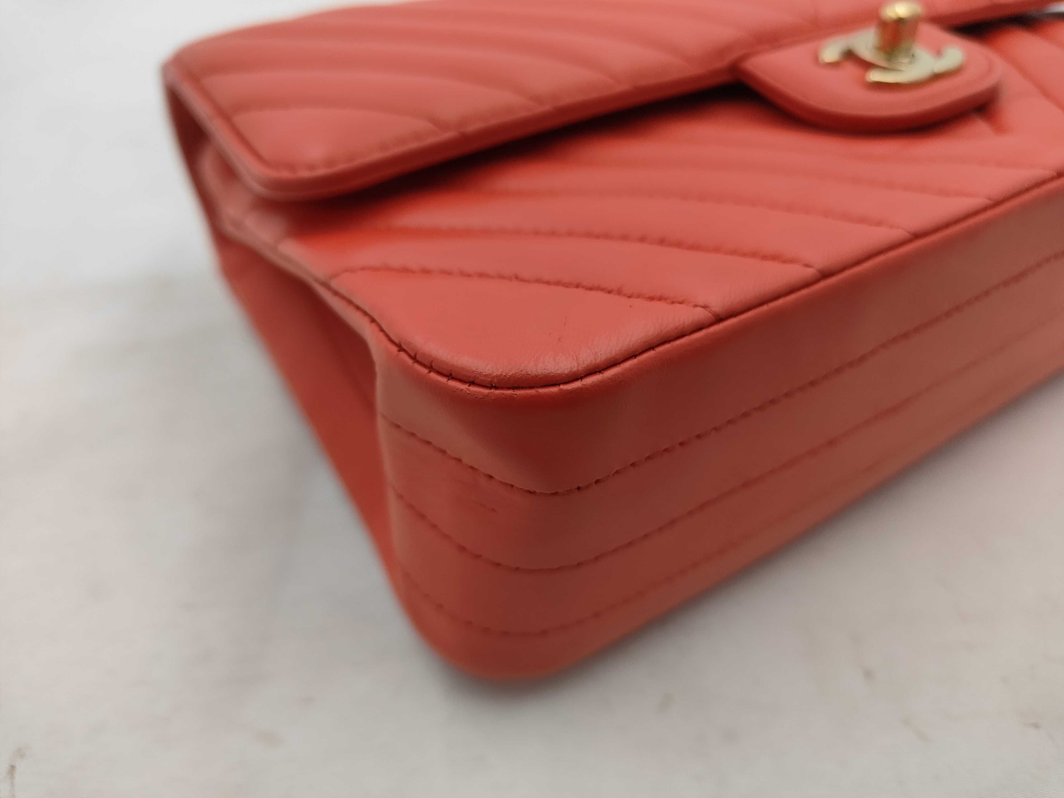 Matelassé 25 Double Flap Chain Shoulder Bag, V-Stitch, Lambskin, Red Shoulder Bag — view 6
