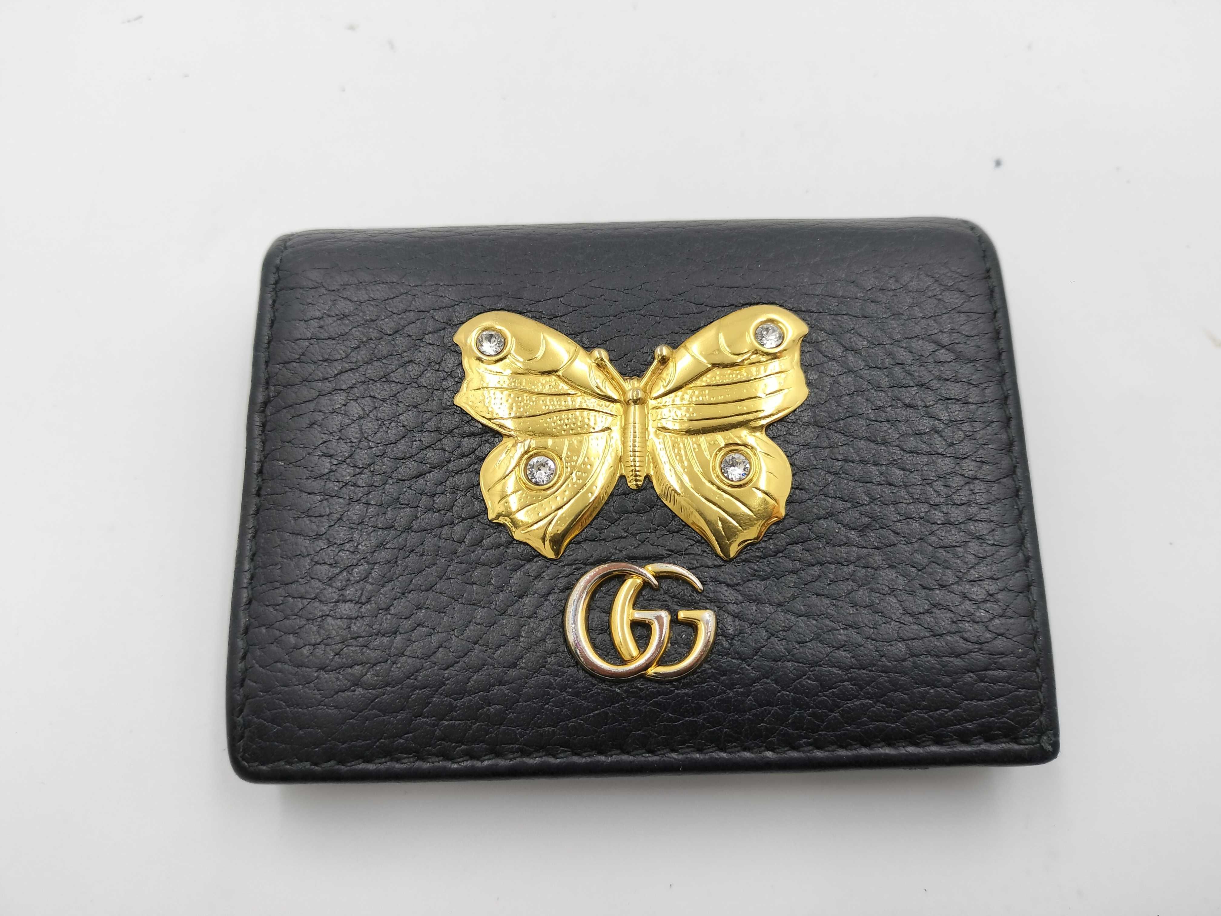 bi-fold wallet
