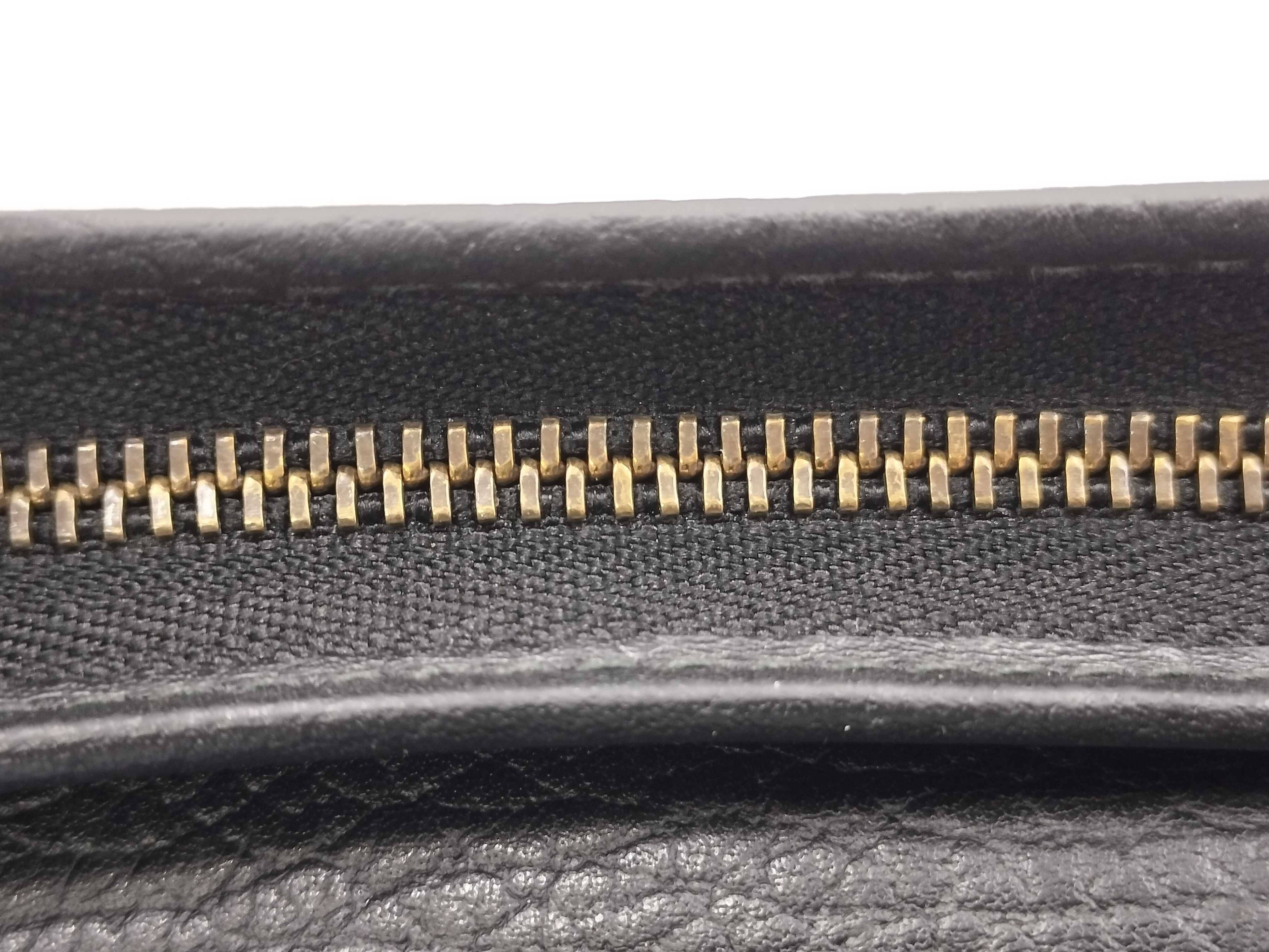 bi-fold wallet — view 13