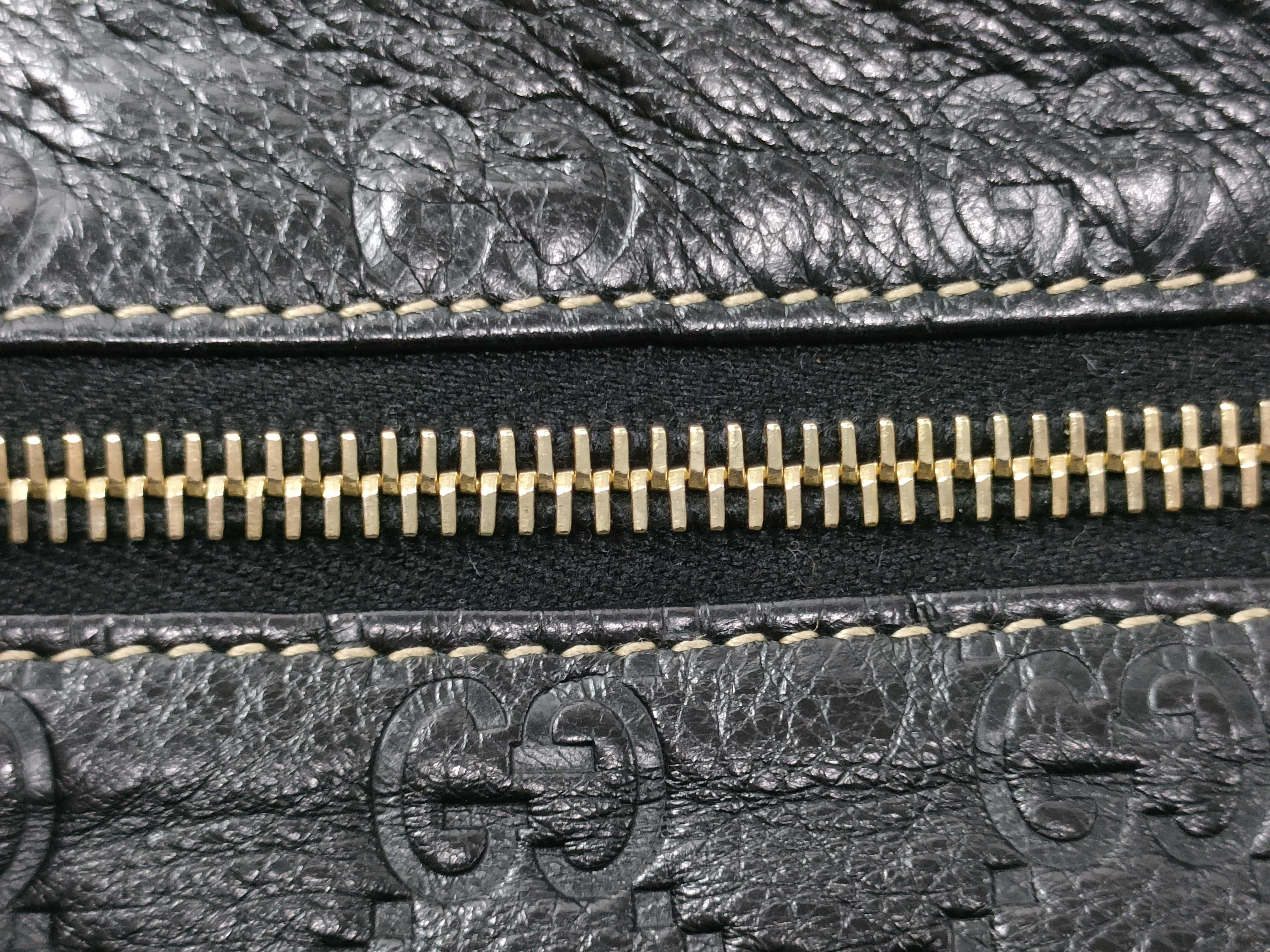 Guccisima Leather Shoulder Bag — view 9