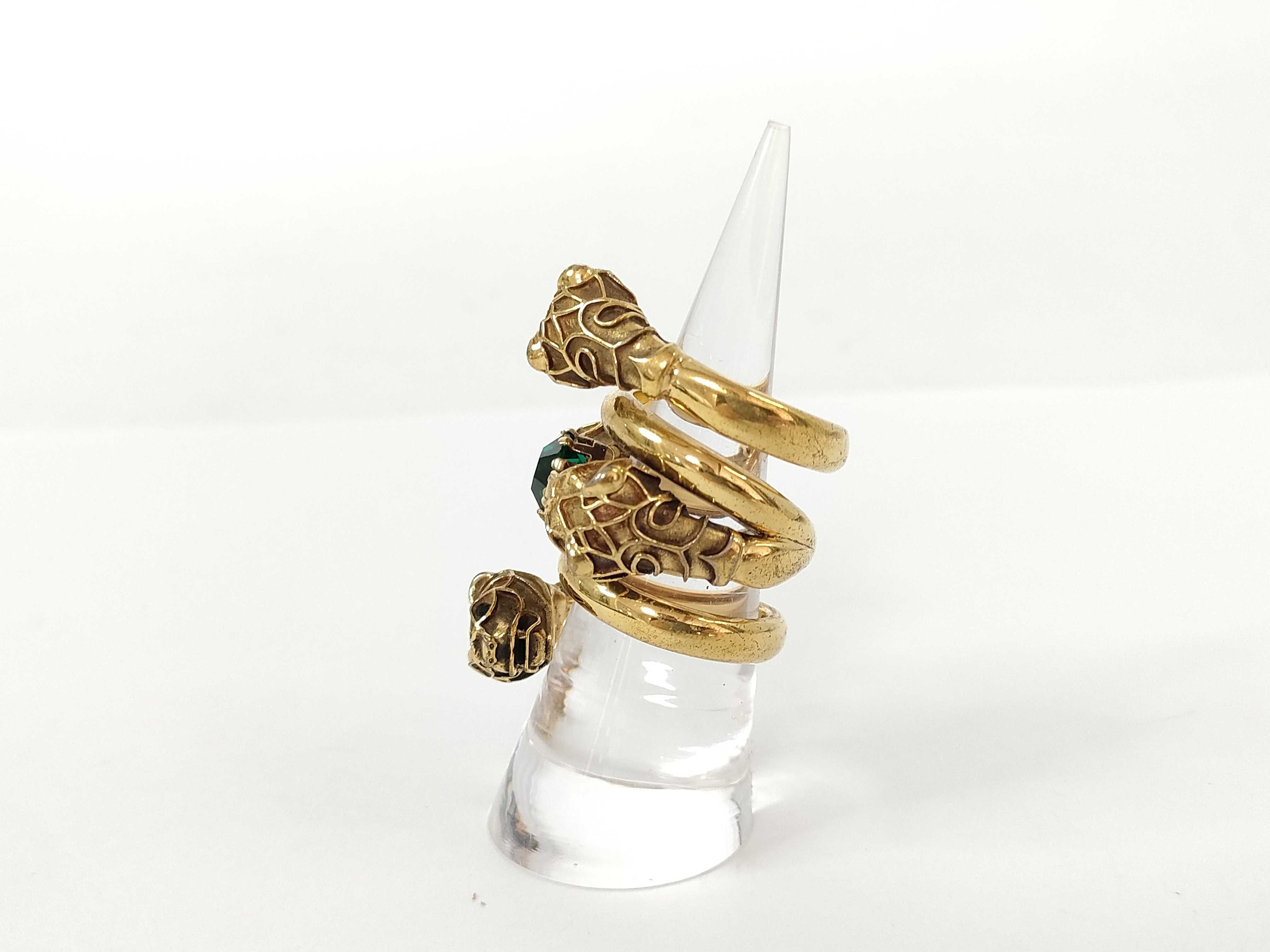 ring — view 2