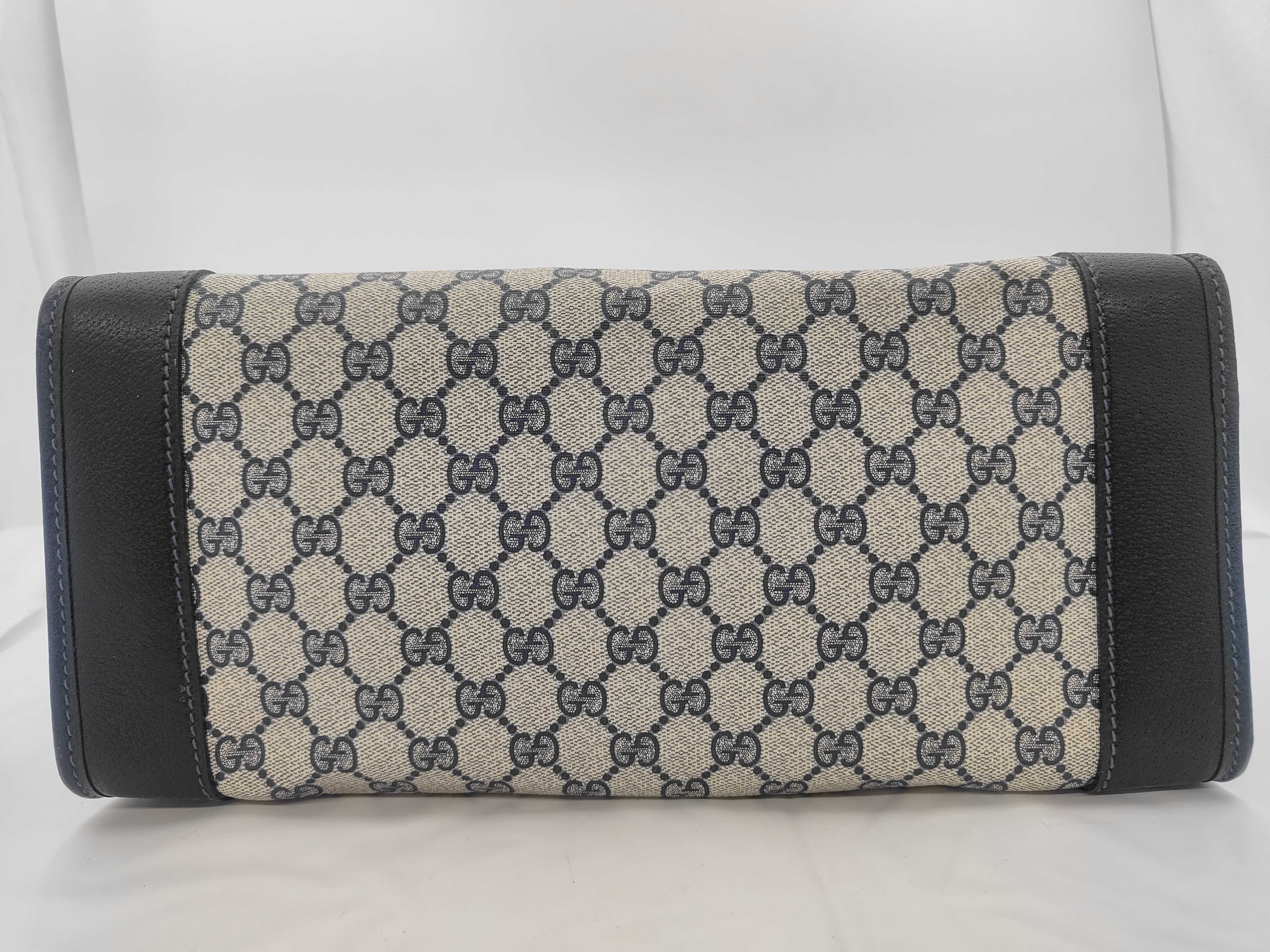 handbag — view 7