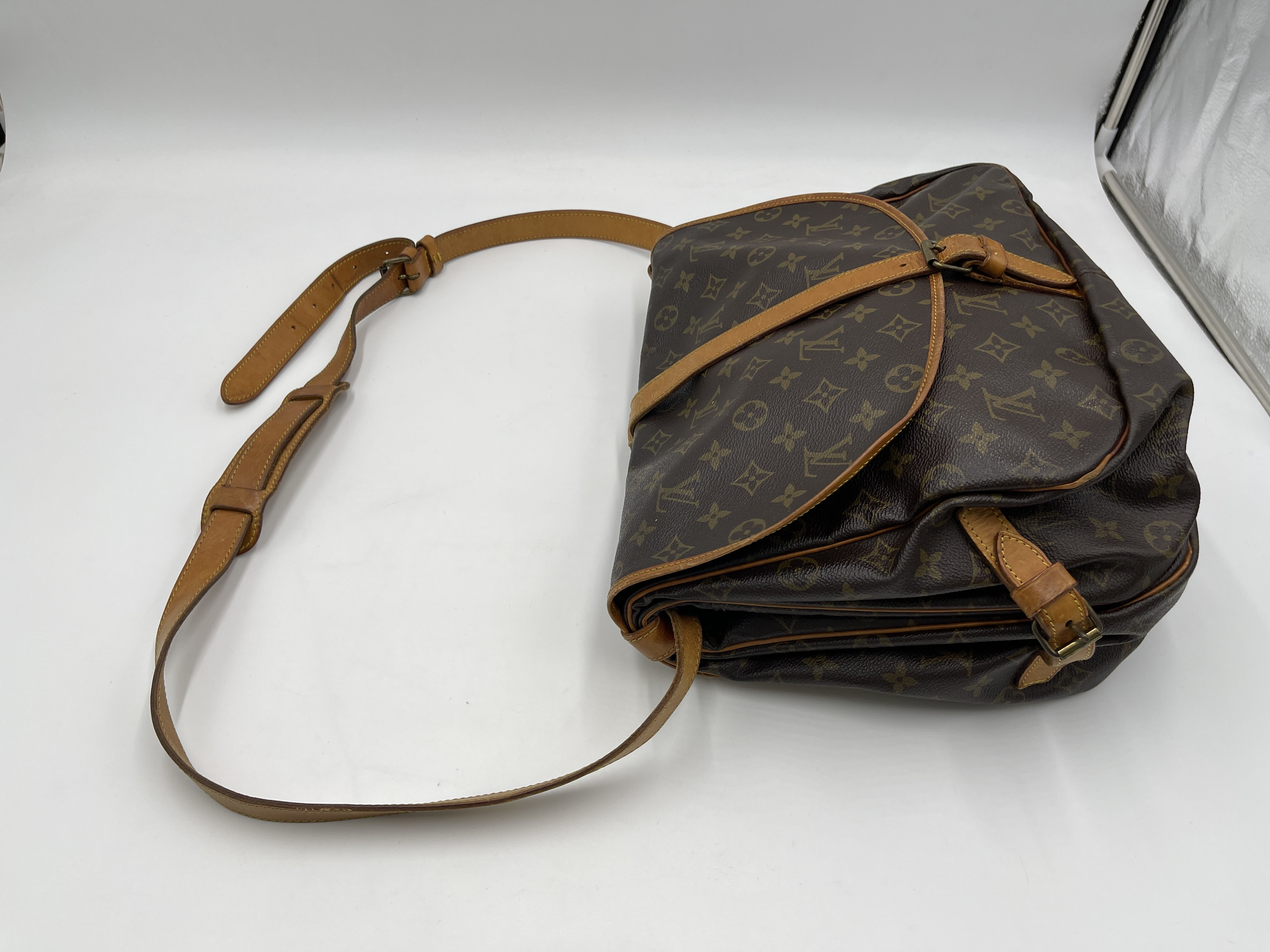 Monogram Saumur 35 M42254 883VI Shoulder Bag — view 4