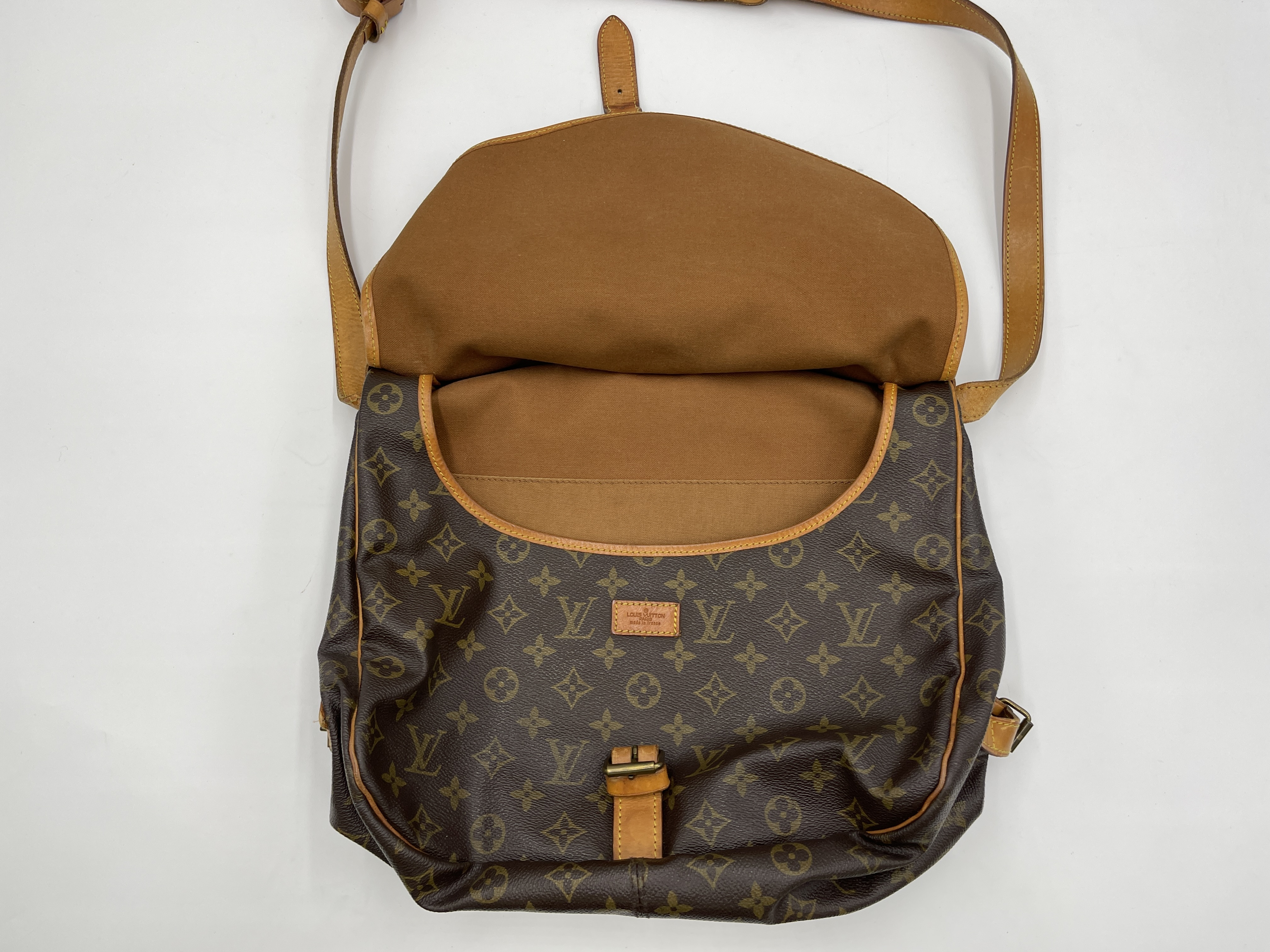 Monogram Saumur 35 M42254 883VI Shoulder Bag — view 9