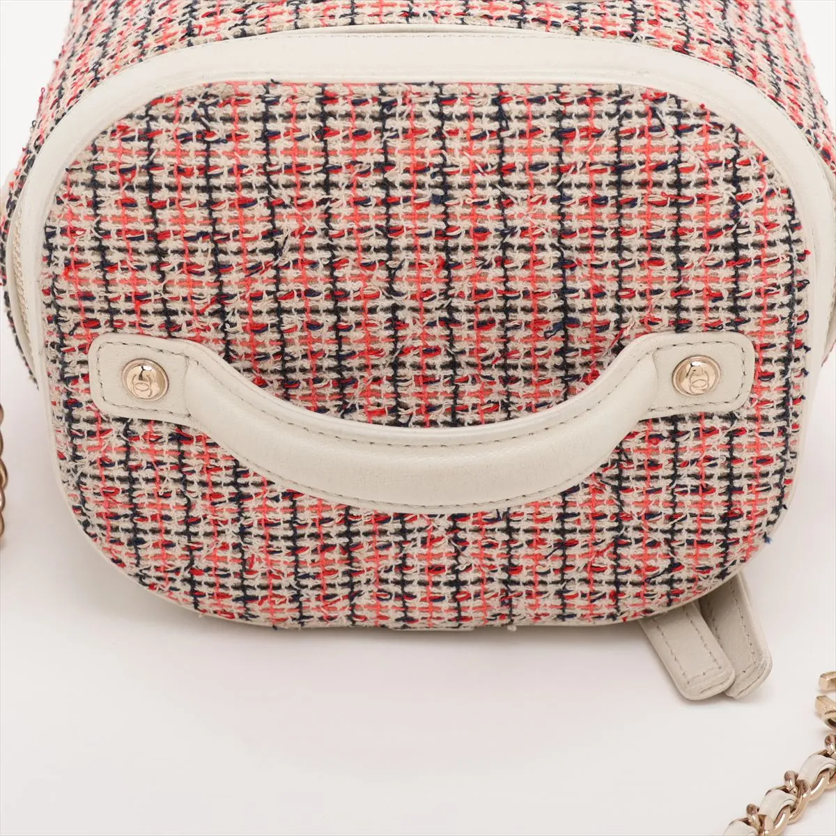 Matelassé Tweed 2-Way Handbag Vanity Case, Red x White, Gold Hardware, 27706400, Serial Number 27 — view 5