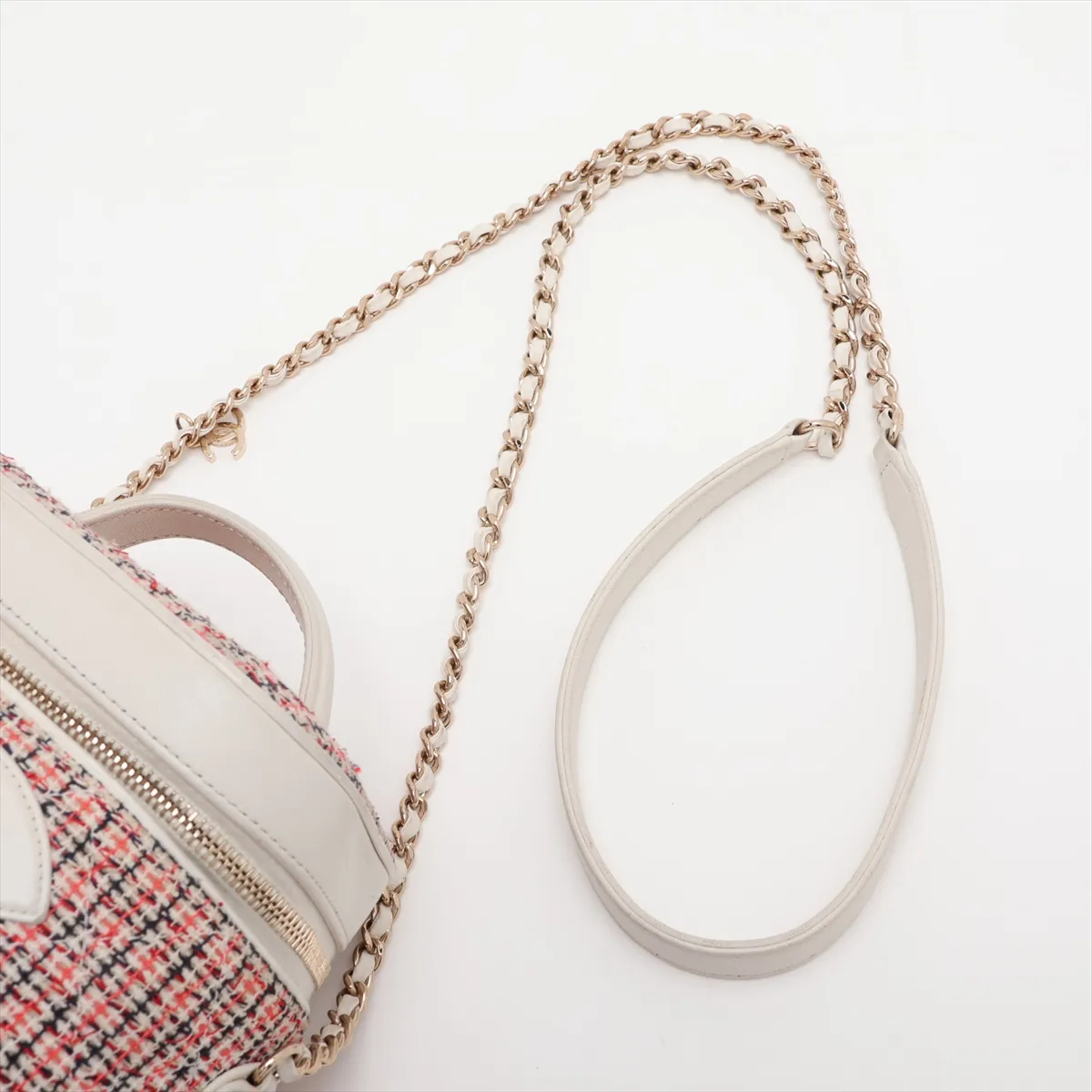 Matelassé Tweed 2-Way Handbag Vanity Case, Red x White, Gold Hardware, 27706400, Serial Number 27 — view 7