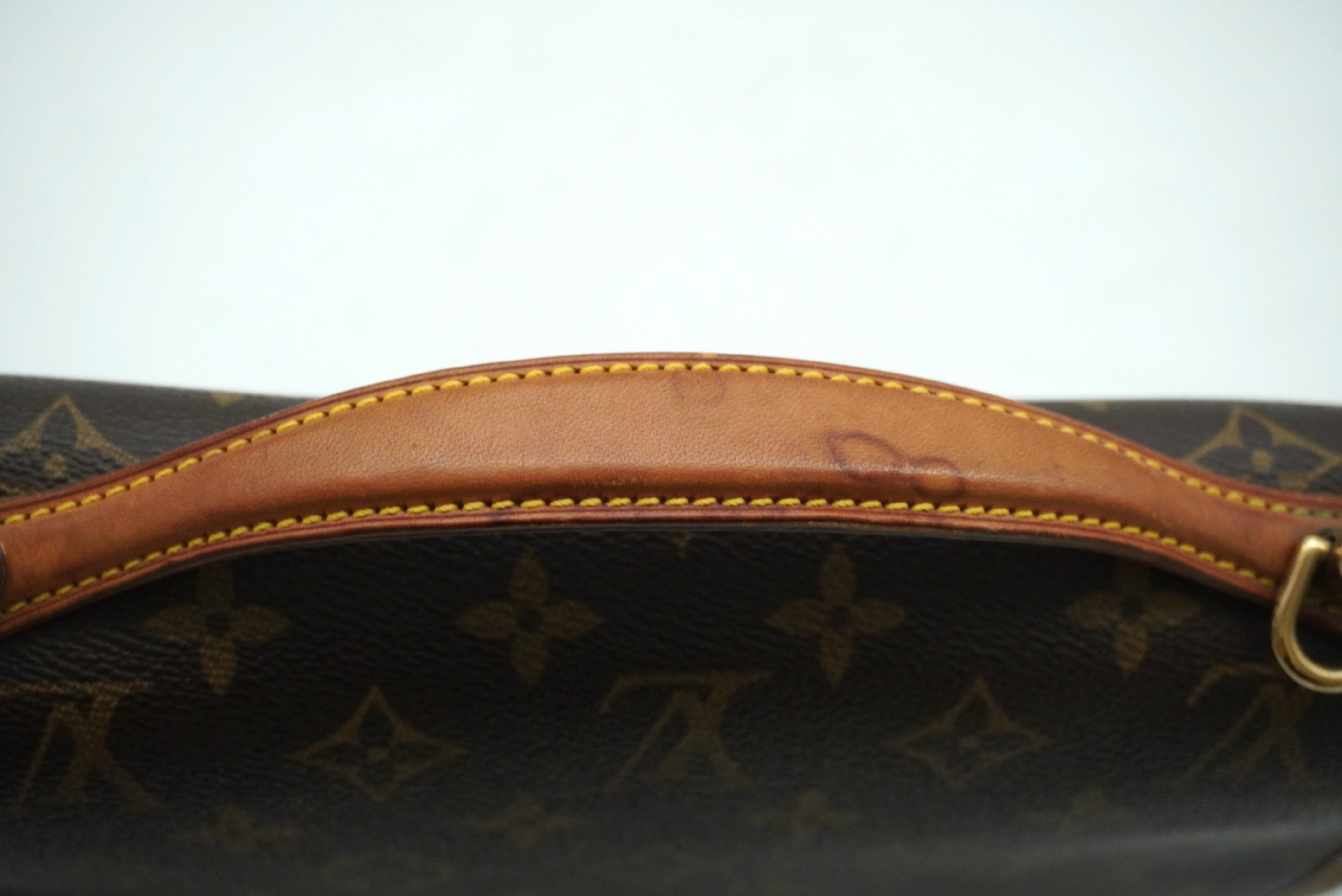 Monogram Bel Air M51122 Shoulder Strap Handbag — view 6