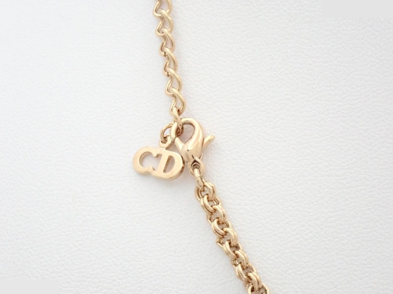 Gold necklace, chain approximately 42cm — view 2