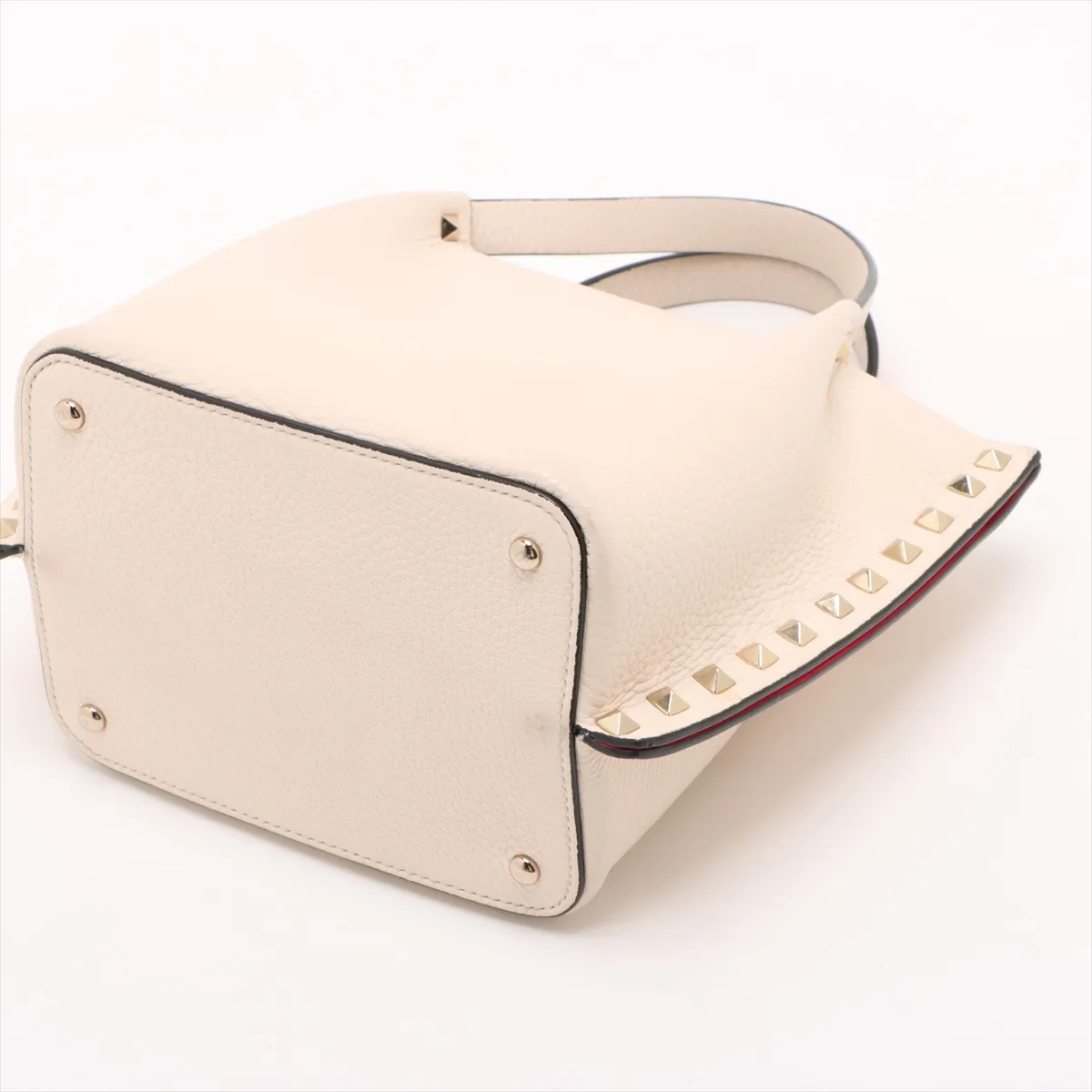 Rockstud Leather 2WAY Handbag Beige — view 3