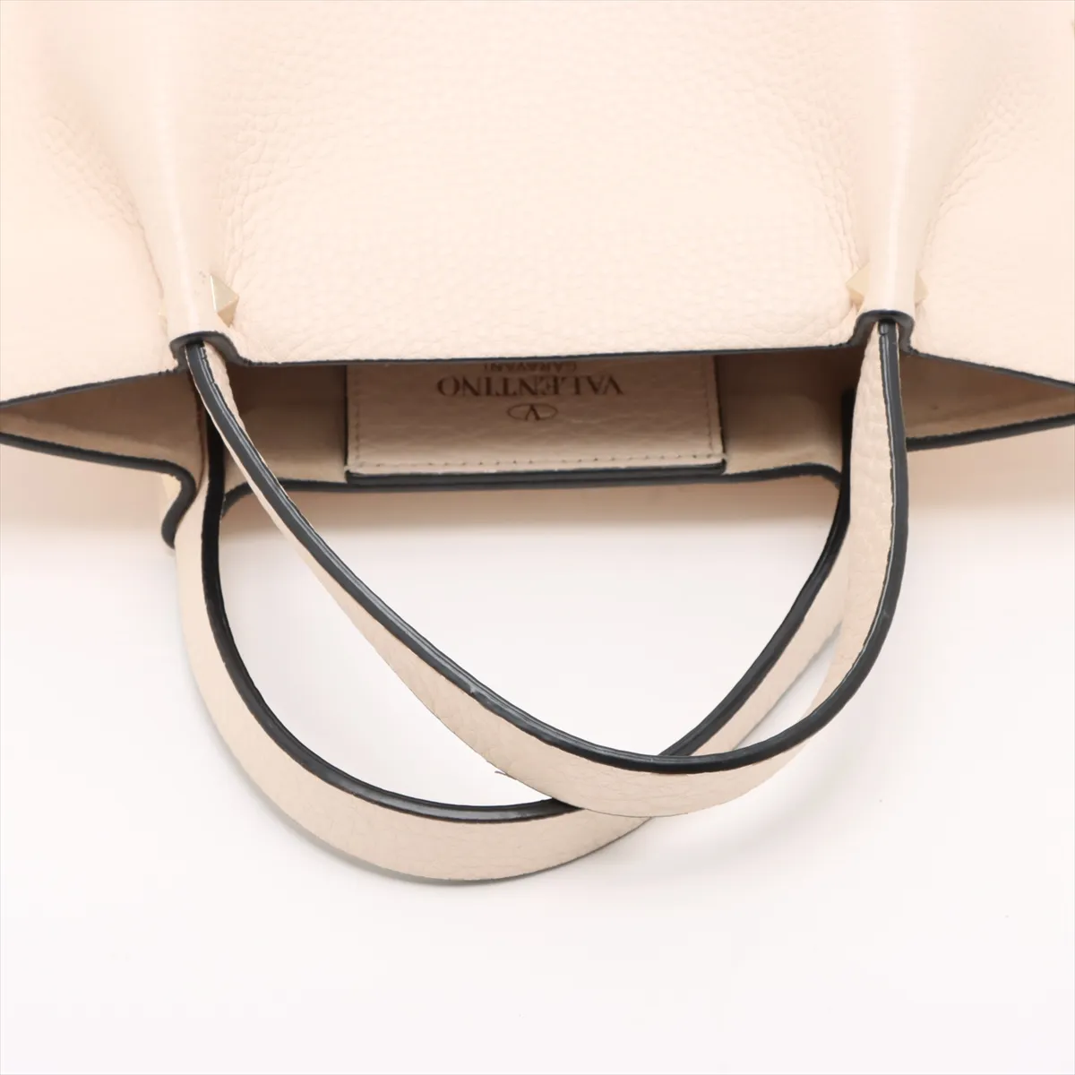 Rockstud Leather 2WAY Handbag Beige — view 5