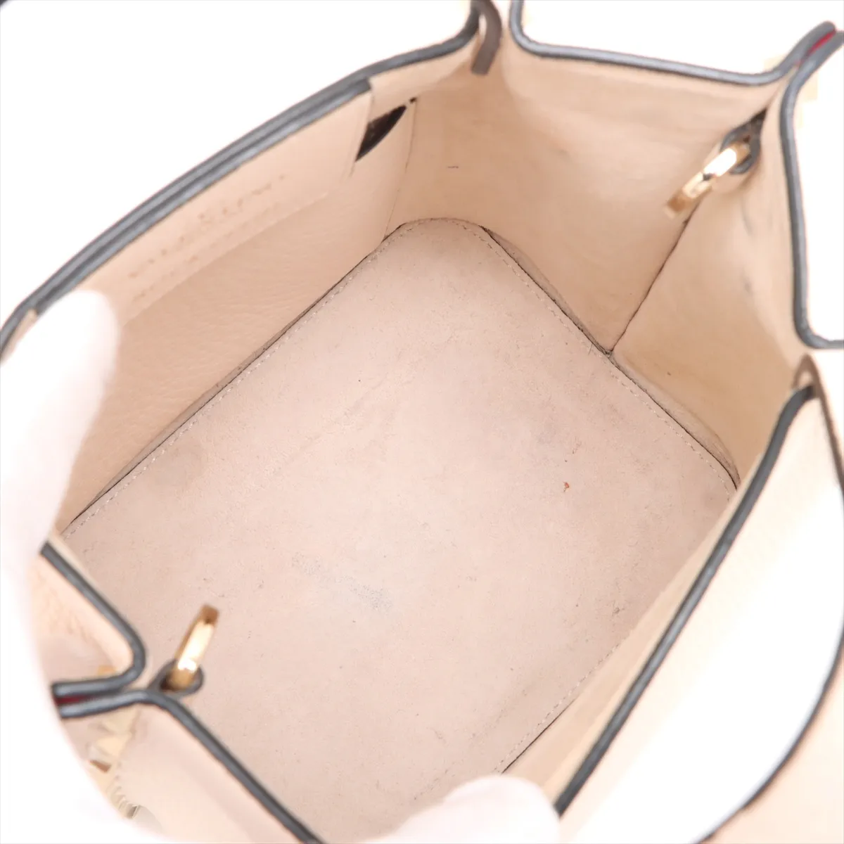 Rockstud Leather 2WAY Handbag Beige — view 7