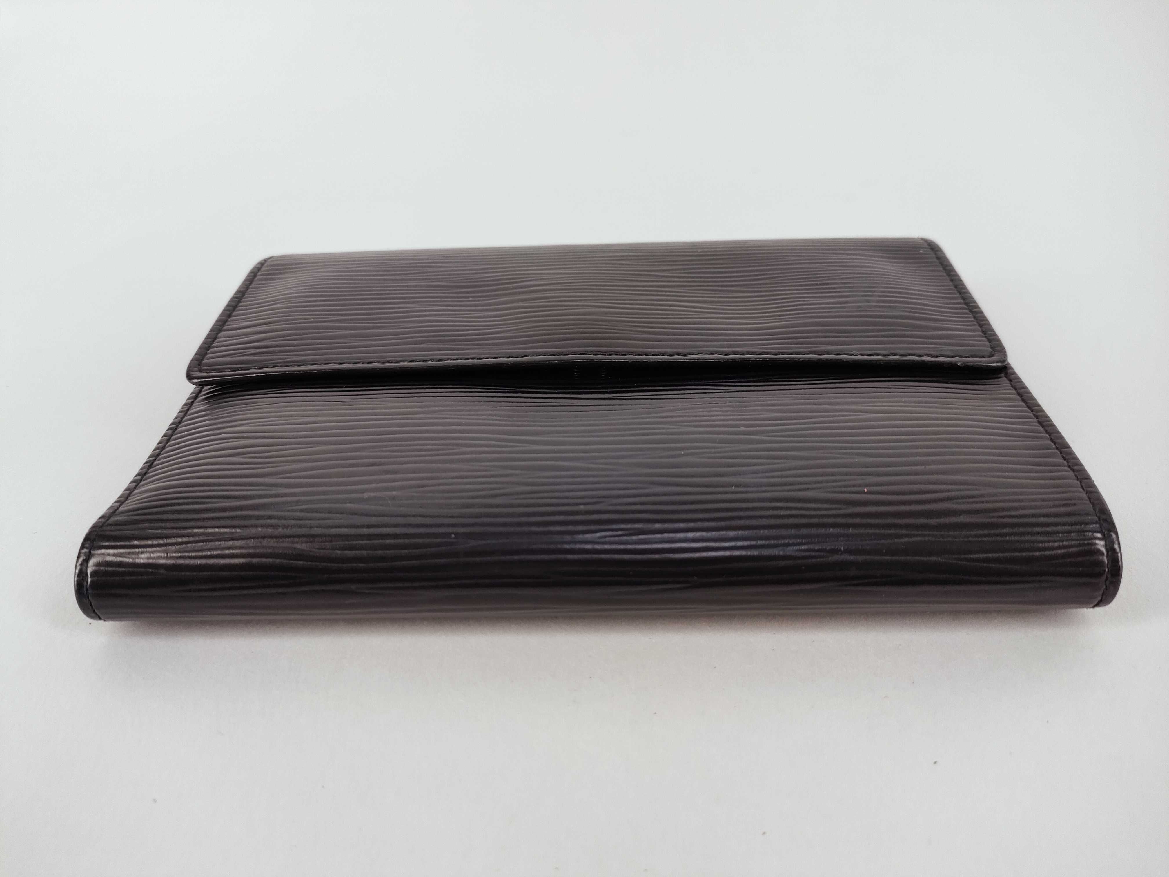 Epi Louis Vuitton Epi Porte Tresor Etui Wallet — view 5
