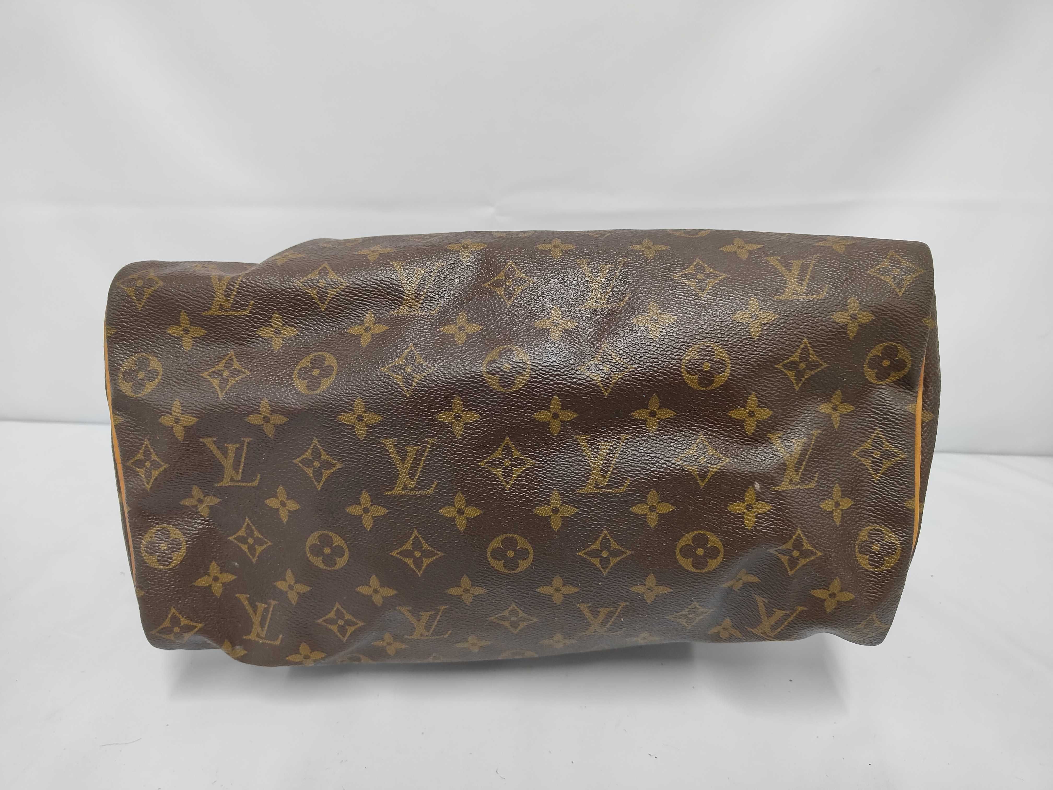 LV Speedy Bag — view 3