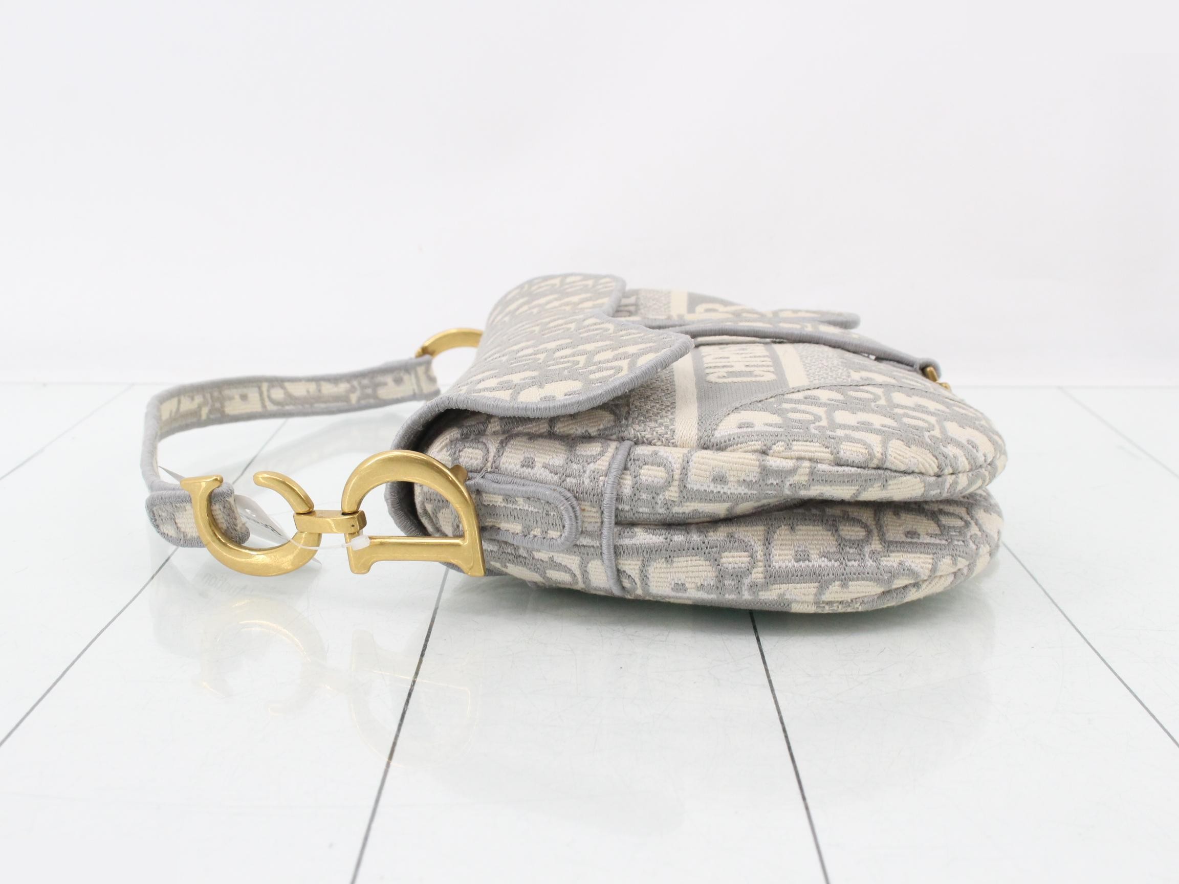Saddle Oblique Embroidery 2-Way One-Shoulder Bag — view 4