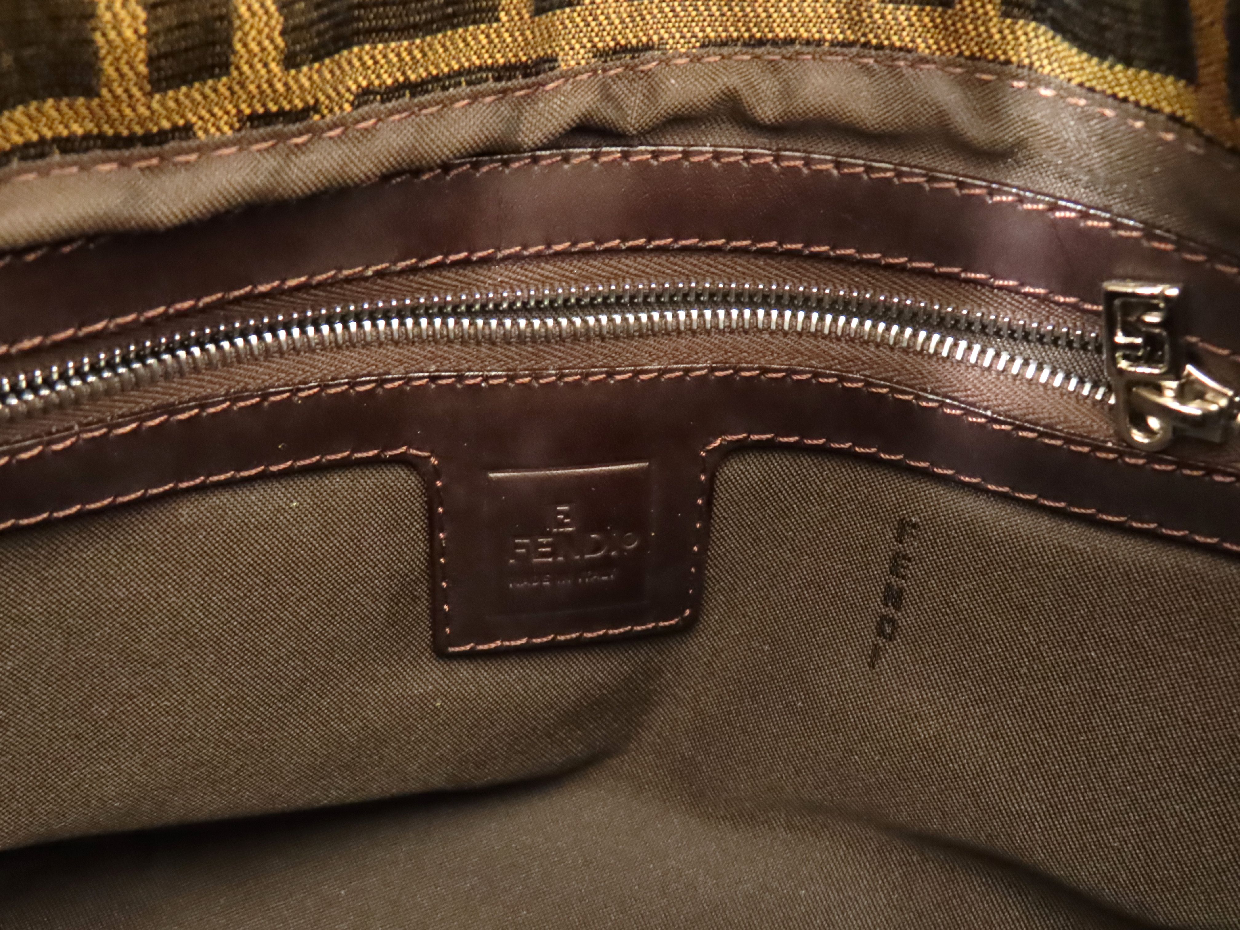 Zucca pattern Fendi shoulder bag — view 12
