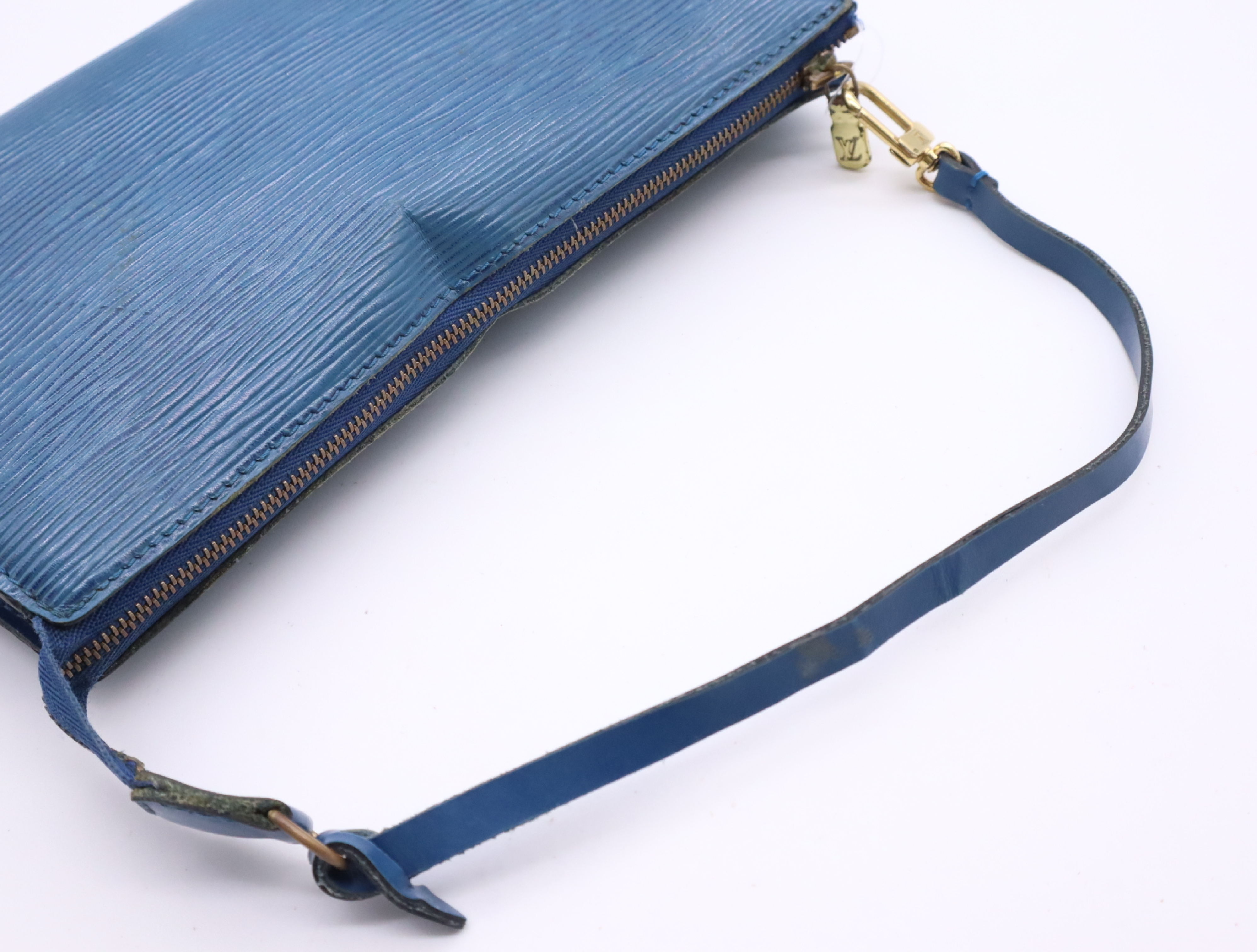 M52955 Epi Pochette Accessoires Toledo Blue Pouch — view 10