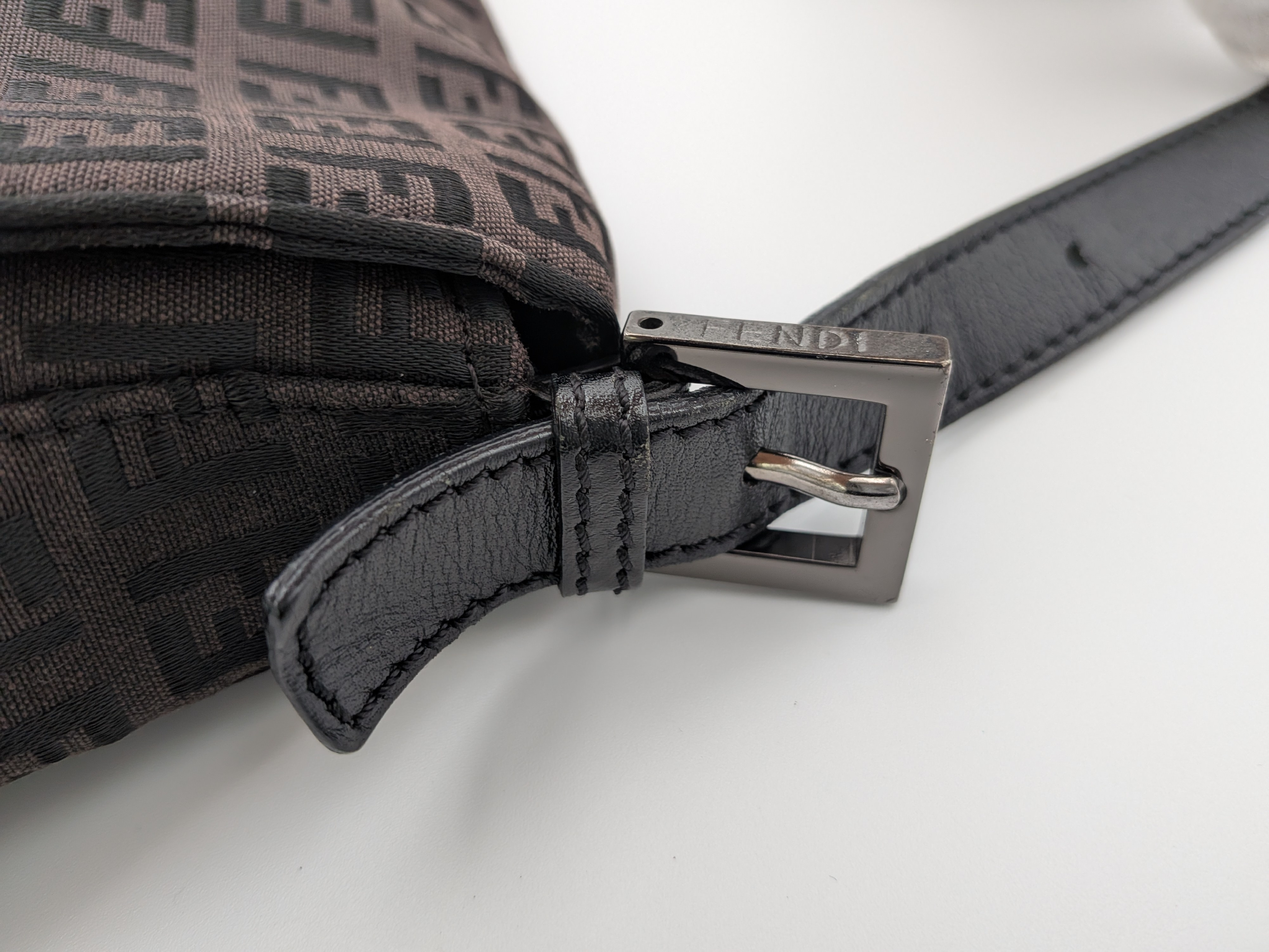 Mamma Bucket Zucchino Shoulder Bag — view 8