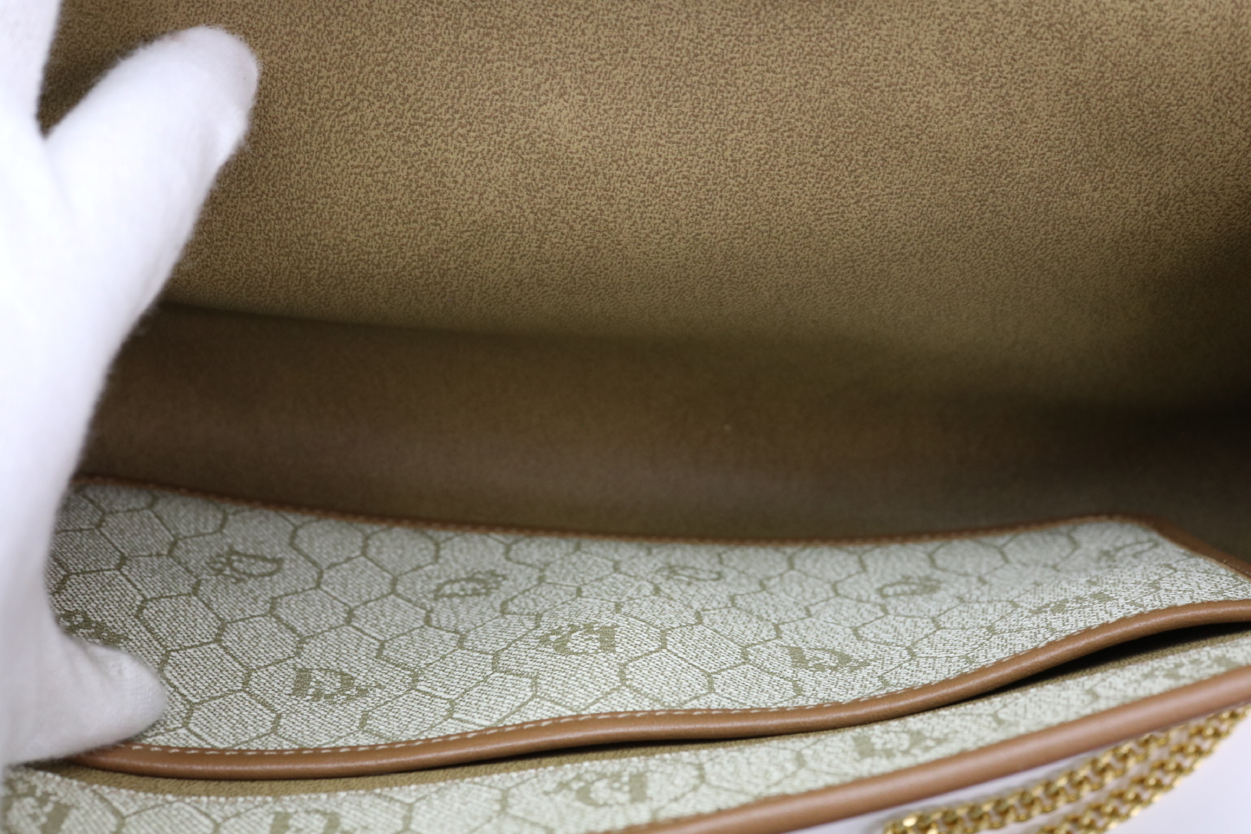 Honeycomb Shoulder Bag — view 9