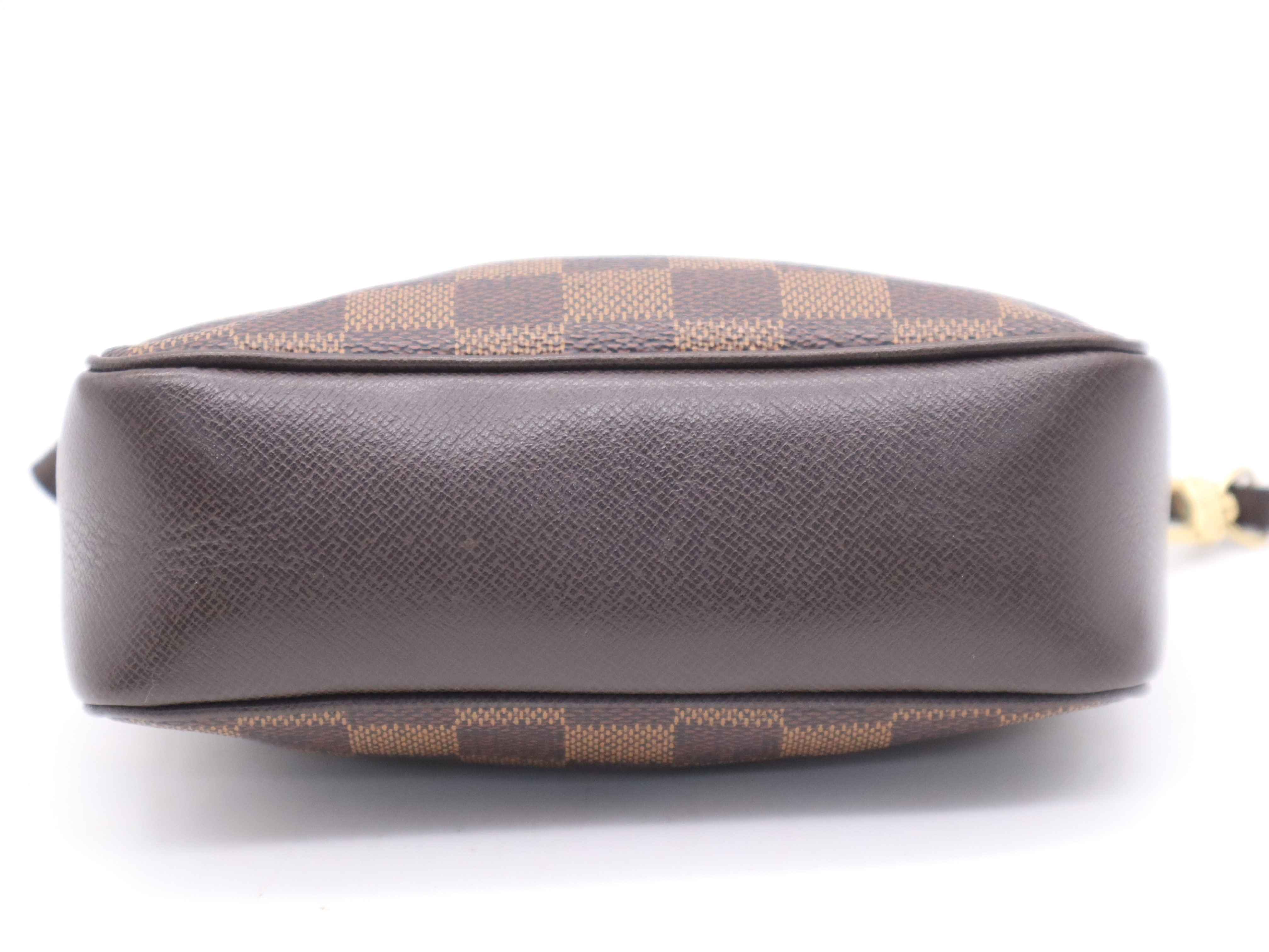 N51982 Damier Trouse Makeup Pouch — view 4