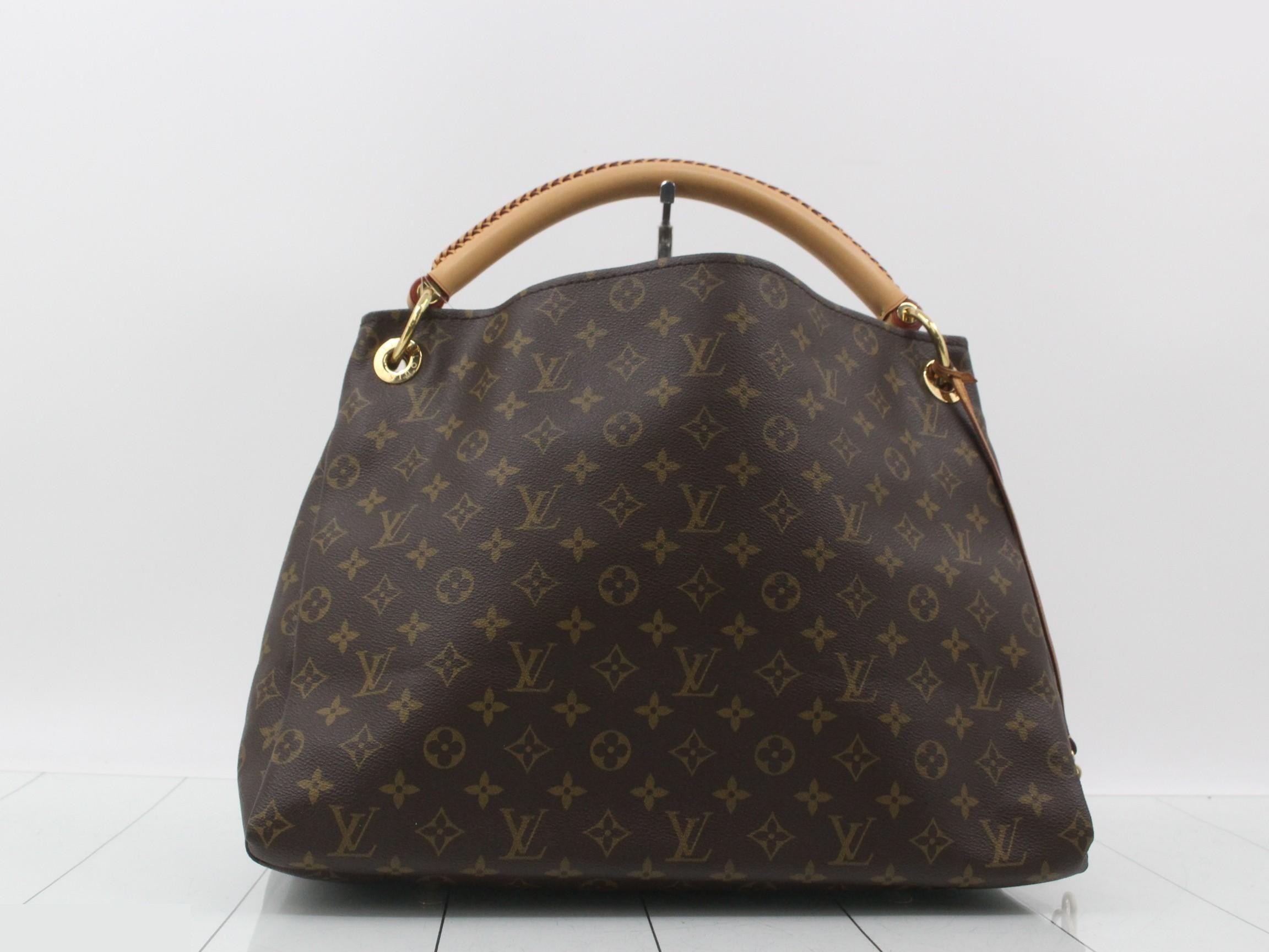 Monogram Artsy MM Shoulder Bag