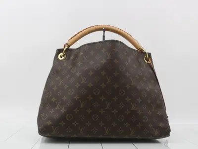Monogram Artsy MM Shoulder Bag