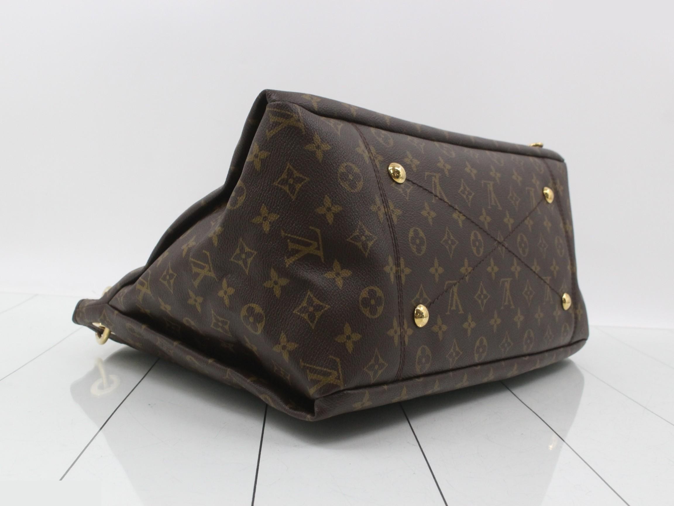 Monogram Artsy MM Shoulder Bag — view 5